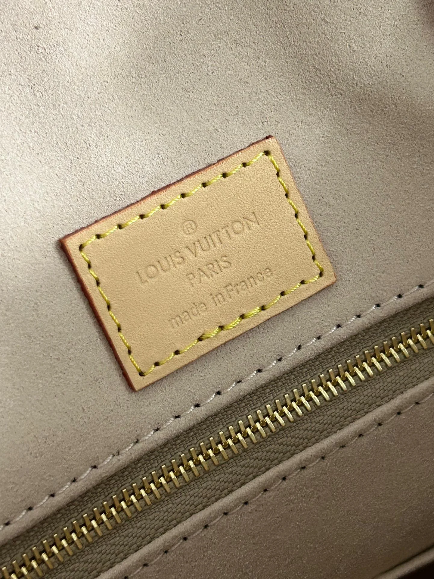 Louisvuitton Onthego M12415 35x27x14 cm Louisvuitton Onthego M12415 35x27x14 cm - description_image9