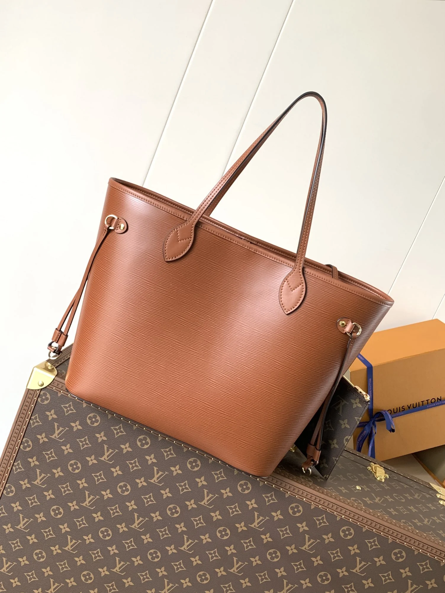 Louisvuitton Neverfull Medium Tote M12467 32 x 29 x 19 cm - description_image3