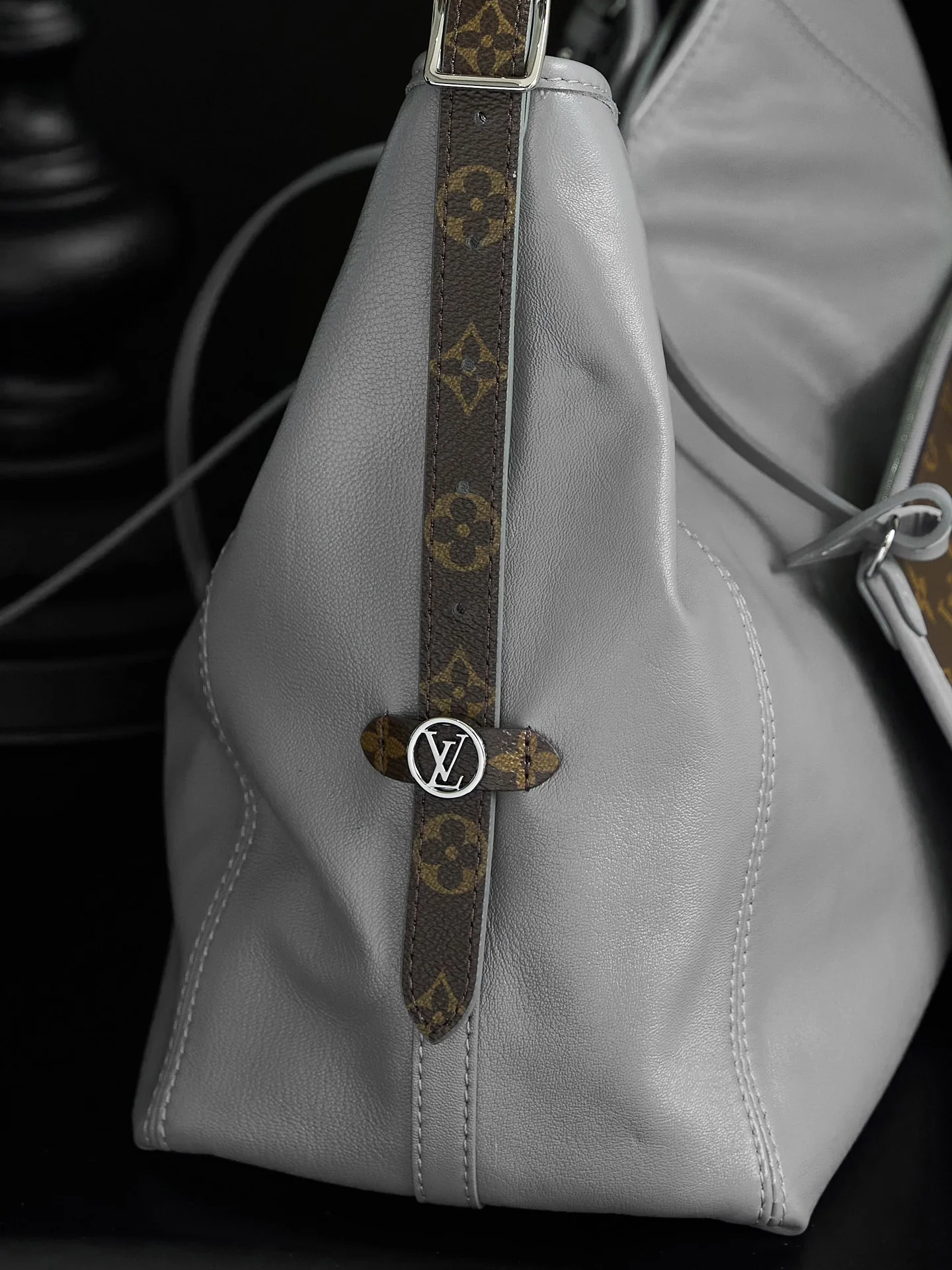 Louisvuitton Carryall M12583 Handbag Medium - description_image2