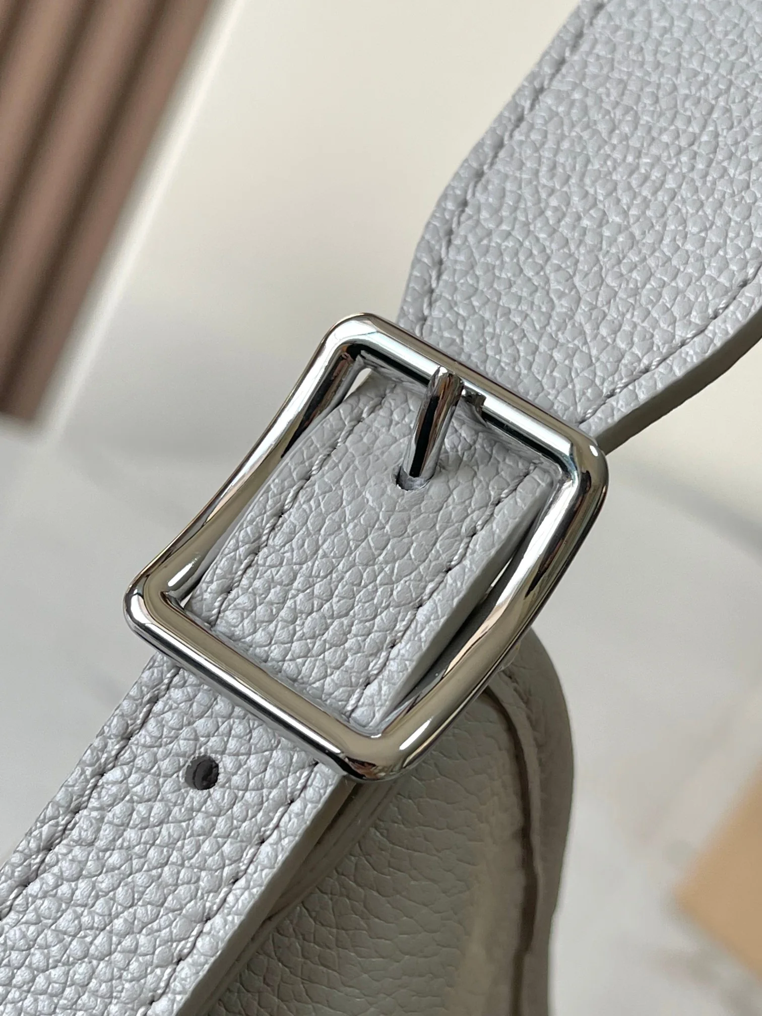 Louisvuitton Carryall Small Handbag M12917 29 x 24 x 12 cm - description_image6