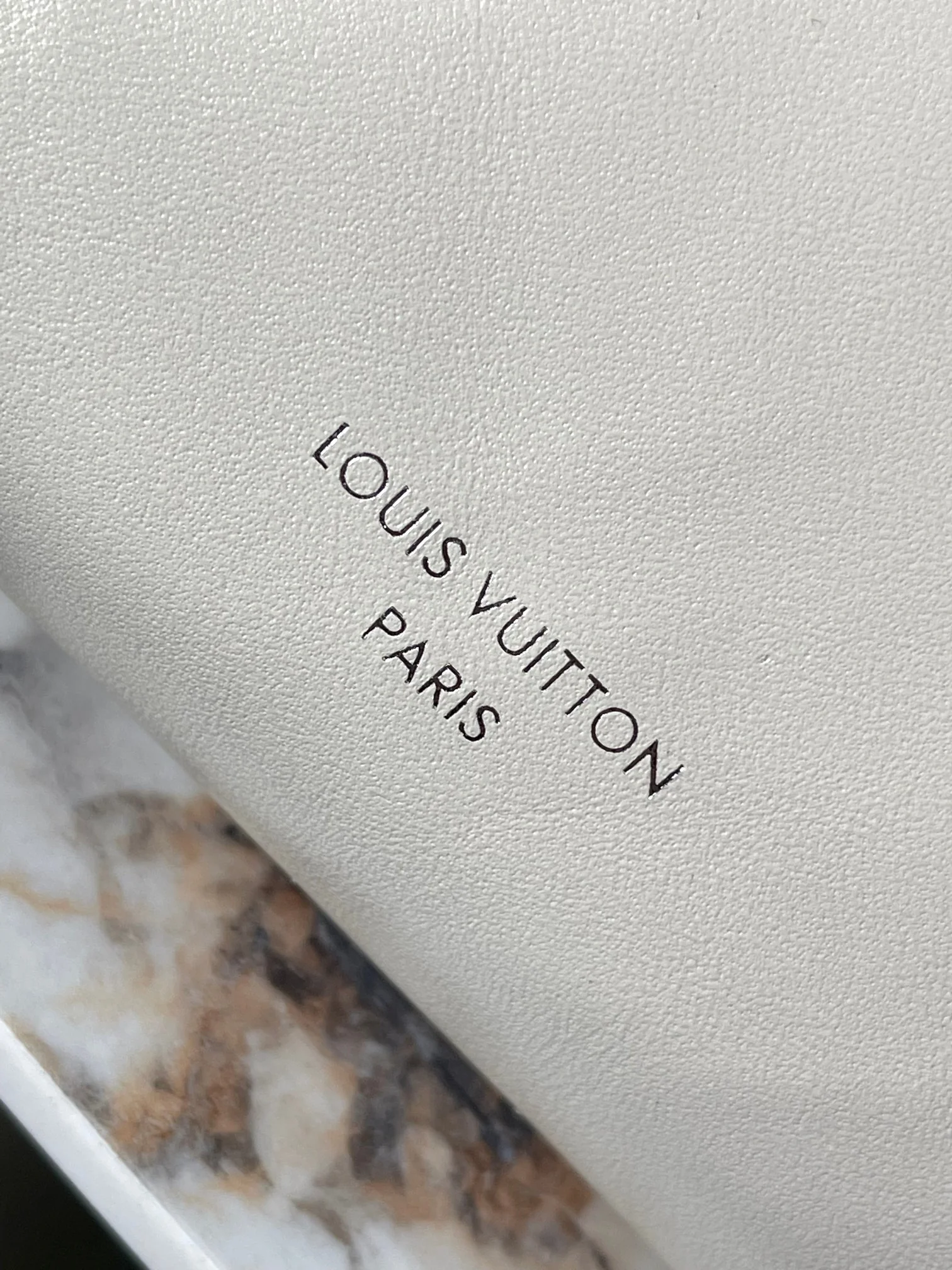 Louisvuitton Carryall Cargo Small Handbag M12919 33.5x23x15 cm - description_image6