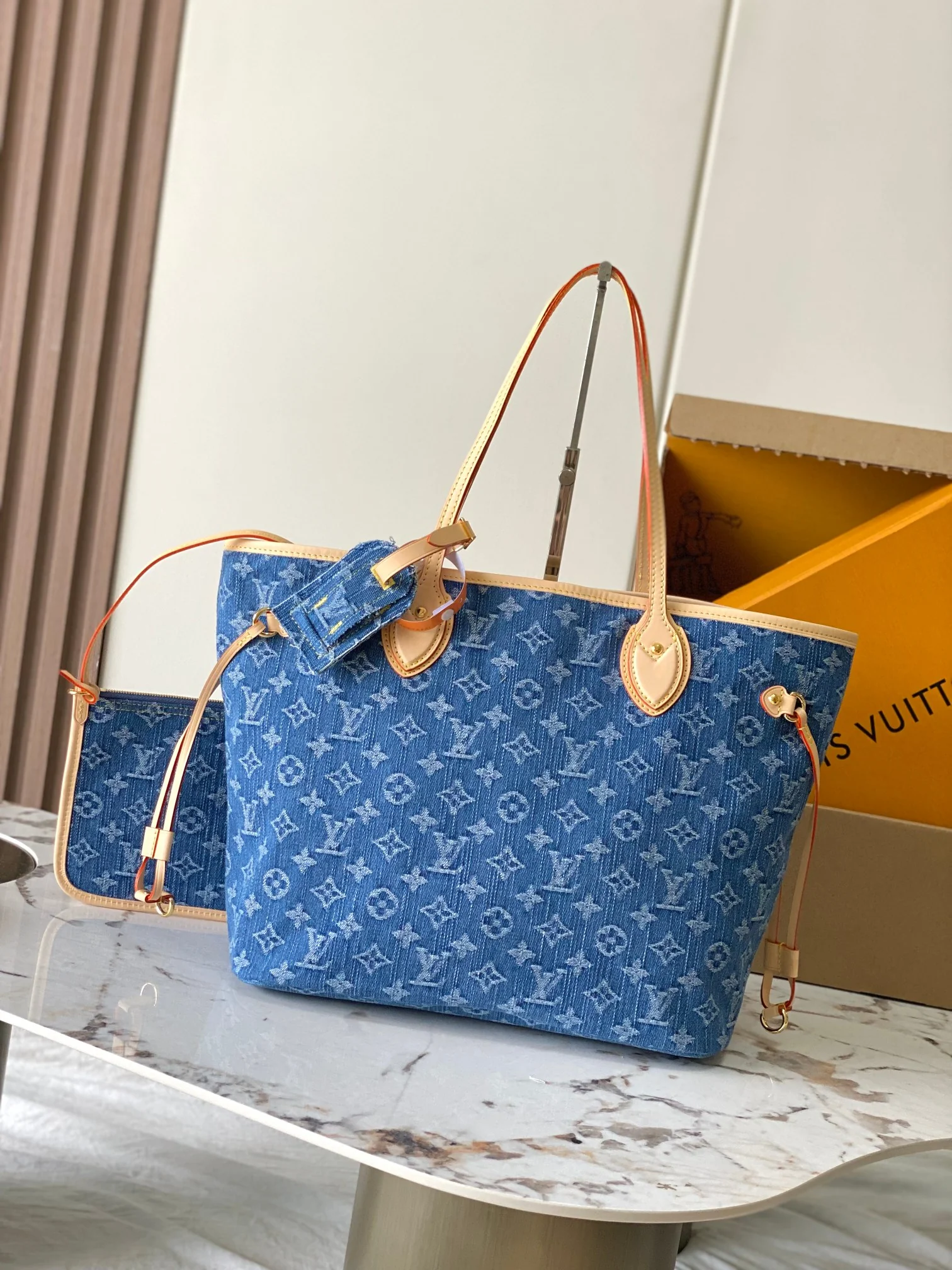 Louisvuitton Neverfull M13192 31x28x14 cm - description_image1