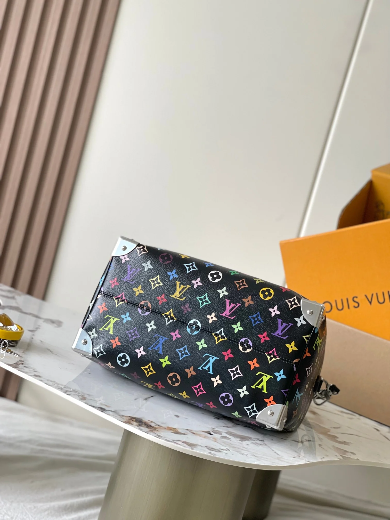 Louisvuitton Speedy Soft Handbag M13257 30cm - description_image4