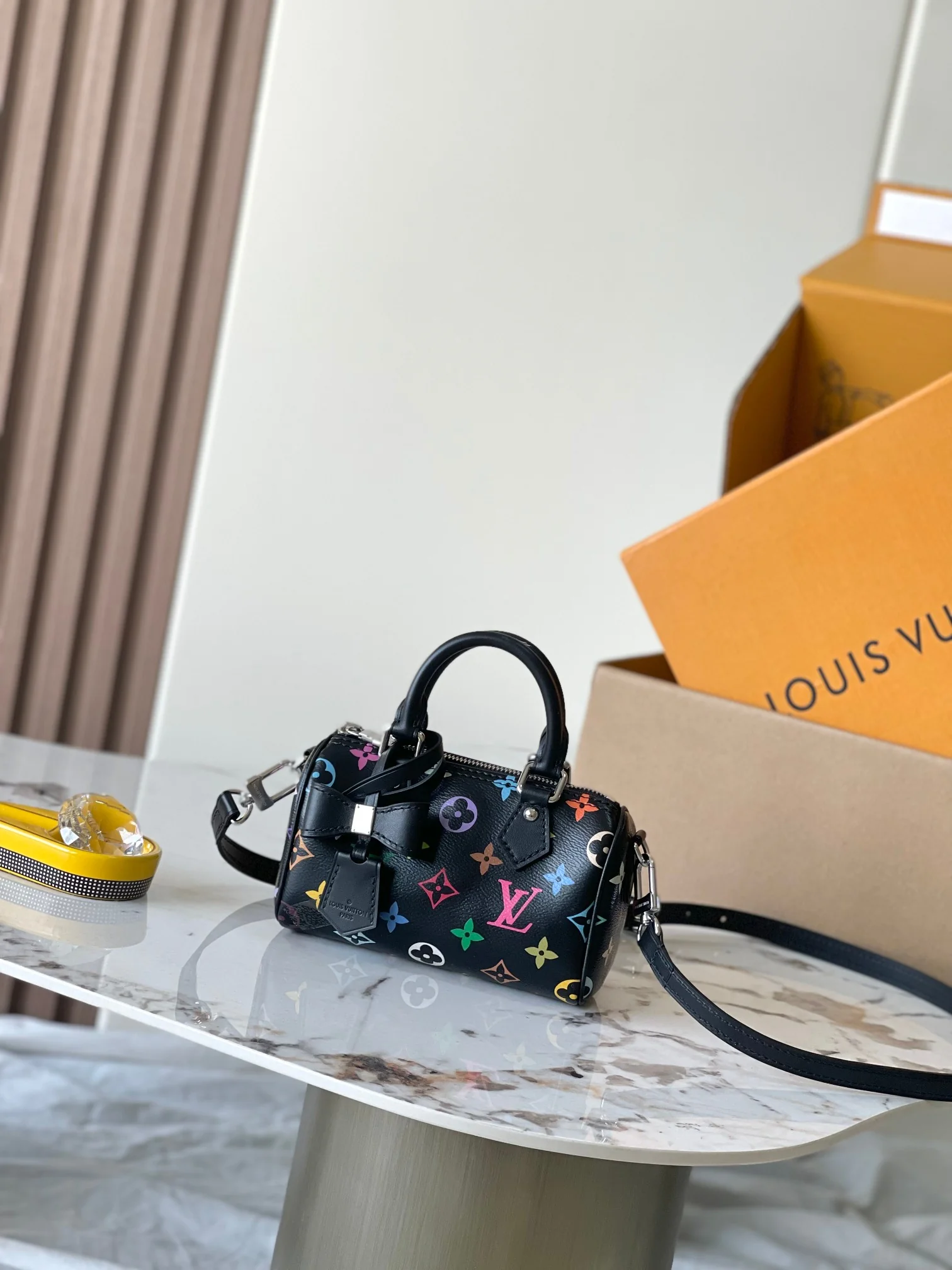 Louisvuitton Nano Speedy M13406 16.0 x 11.0 x 9.0 cm - description_image1