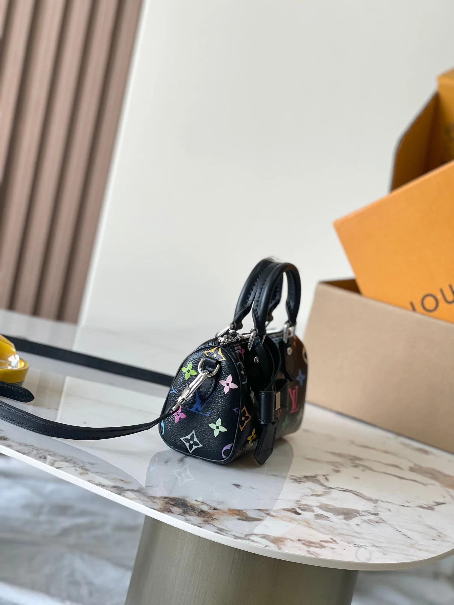 Louisvuitton Nano Speedy M13406 16.0 x 11.0 x 9.0 cm - description_image2