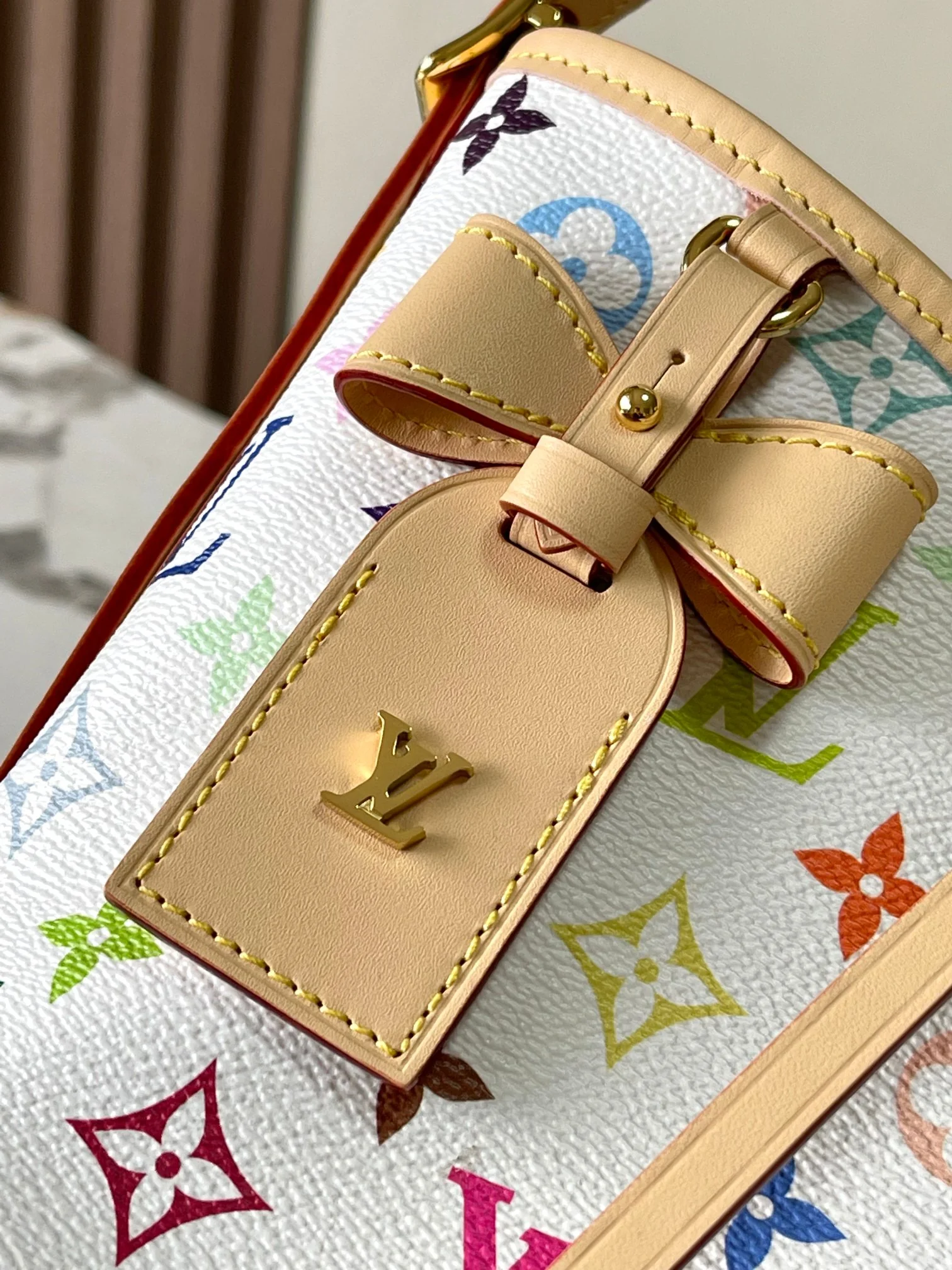 Louisvuitton Carryall M M13661 24 x 12 x 29 cm - description_image5