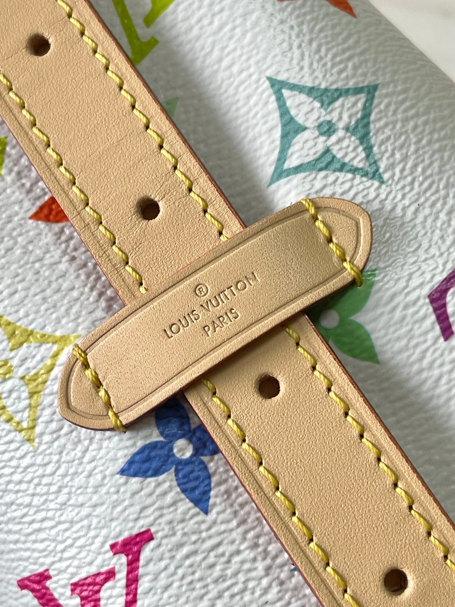 Louisvuitton Carryall M M13661 24 x 12 x 29 cm - description_image6