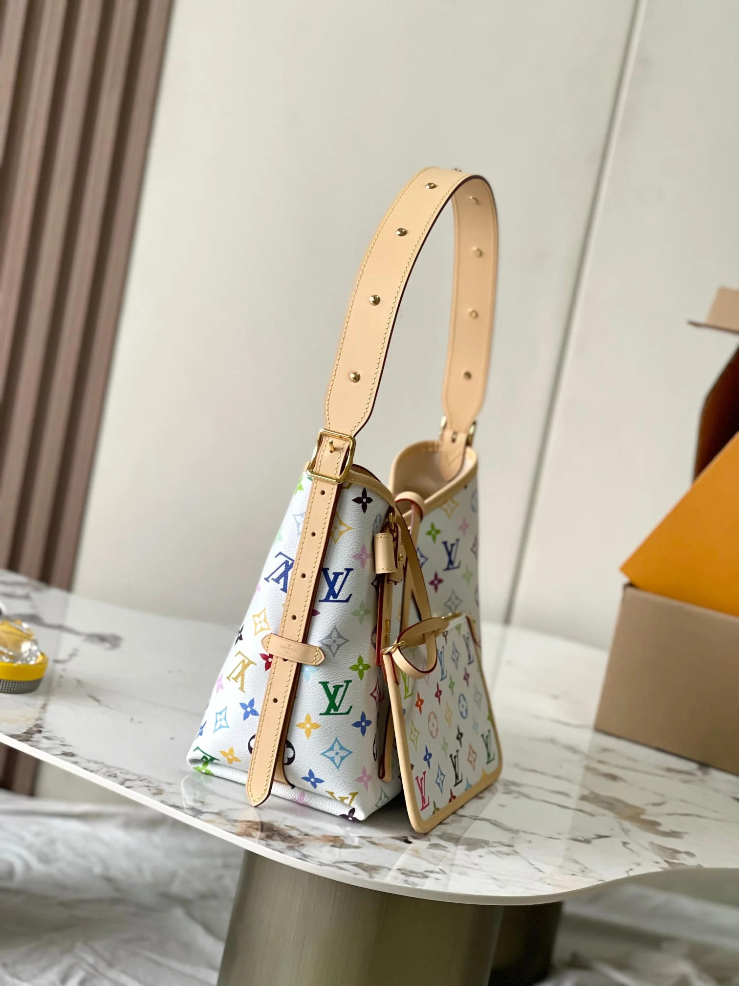 Louisvuitton Carryall PM M13661 24 x 12 x 29 cm - description_image2