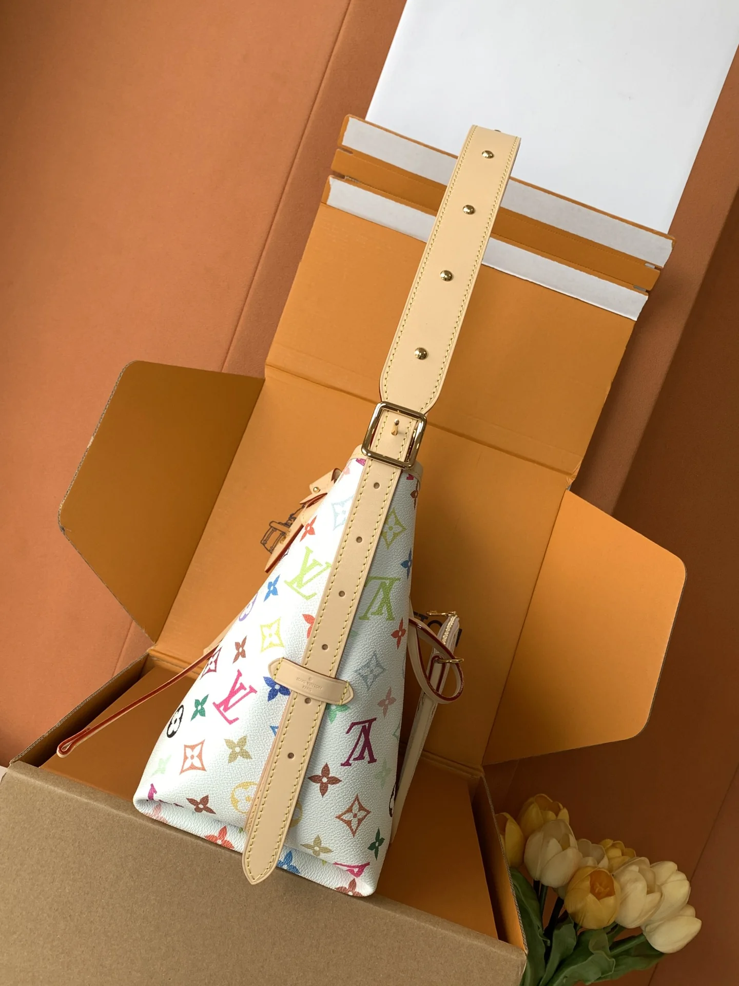 Louisvuitton Carryall M13661 24 x 12 x 29 cm - description_image2