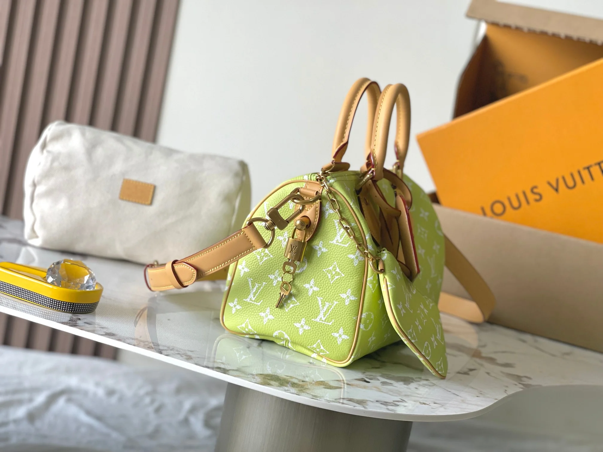 Louisvuitton Speedy Bandouliere 25 Handbag M13902 25x15x15 cm - description_image2