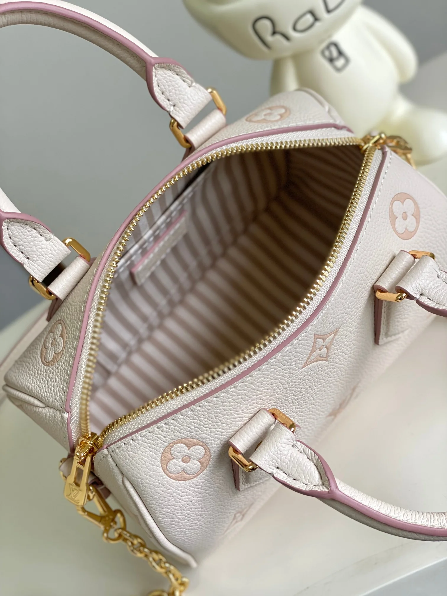 Louisvuitton Speedy Bandoulière 20 Handbag M14291 13.5 x 12 x 20.5 cm - description_image9