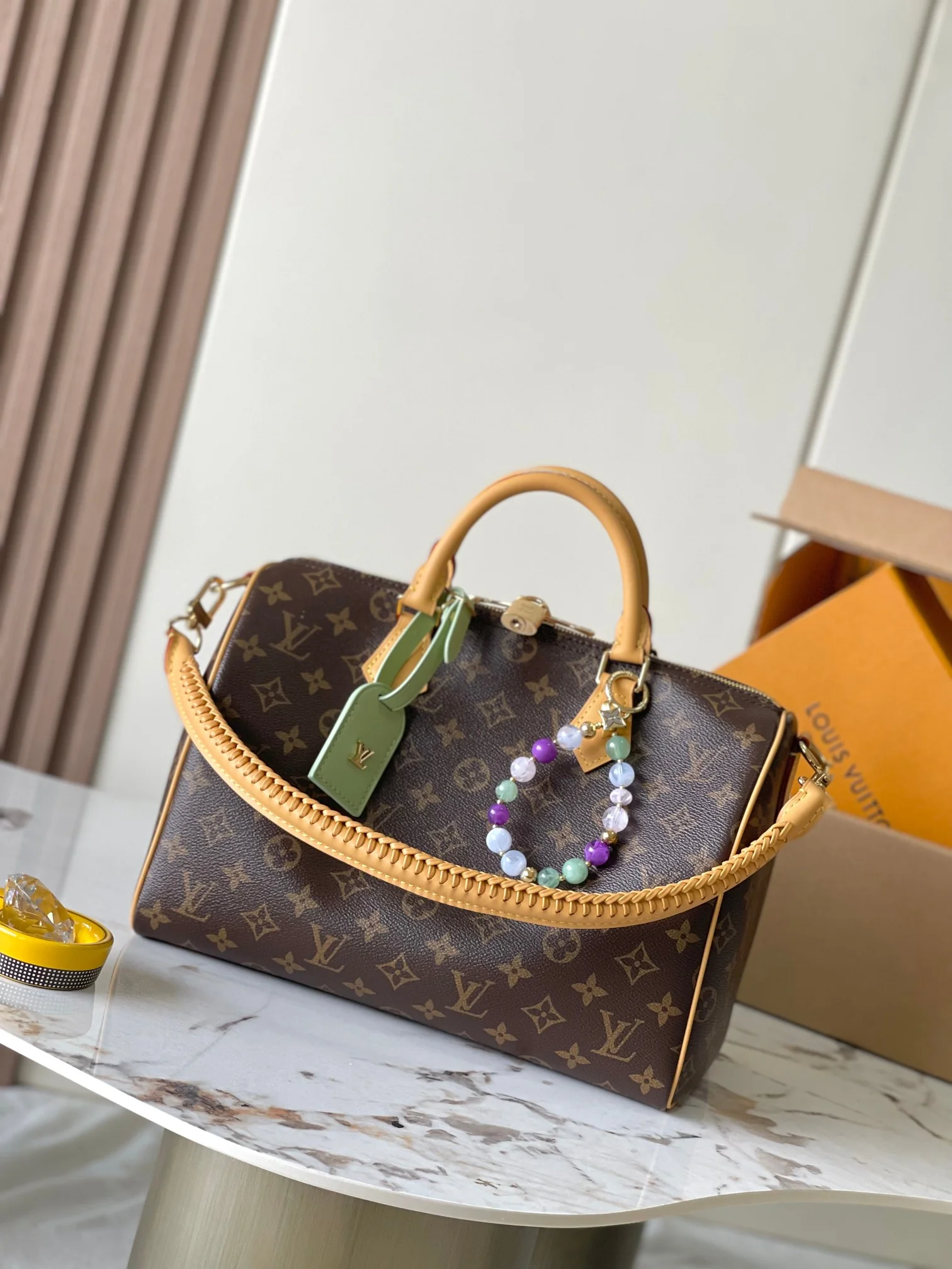 Louisvuitton Speedy Soft 30 Lucky Handbag M15107 Monogram 30x21x17 cm - description_image1