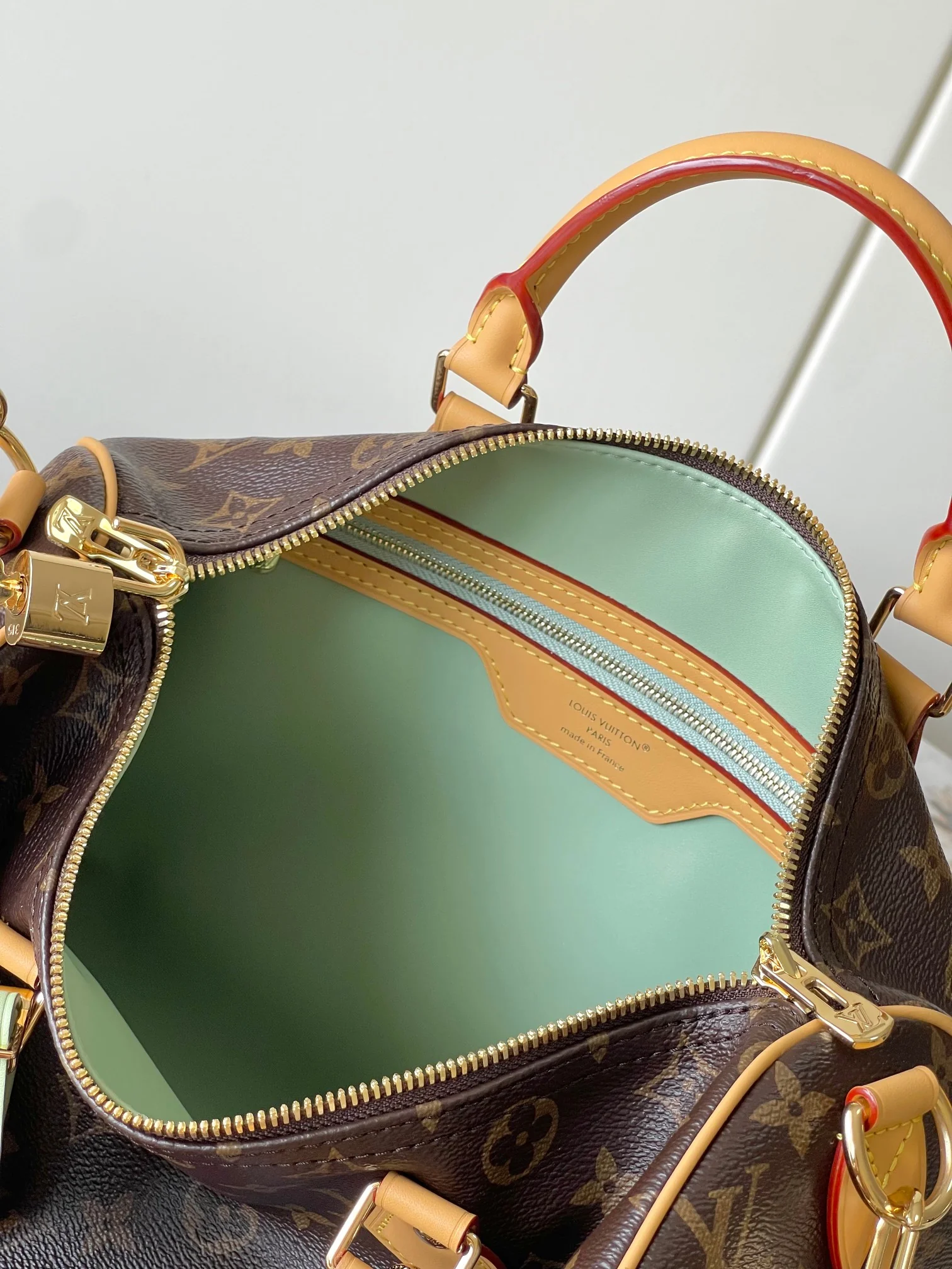 Louisvuitton Speedy Soft 30 Lucky Handbag M15107 Monogram 30x21x17 cm - description_image9