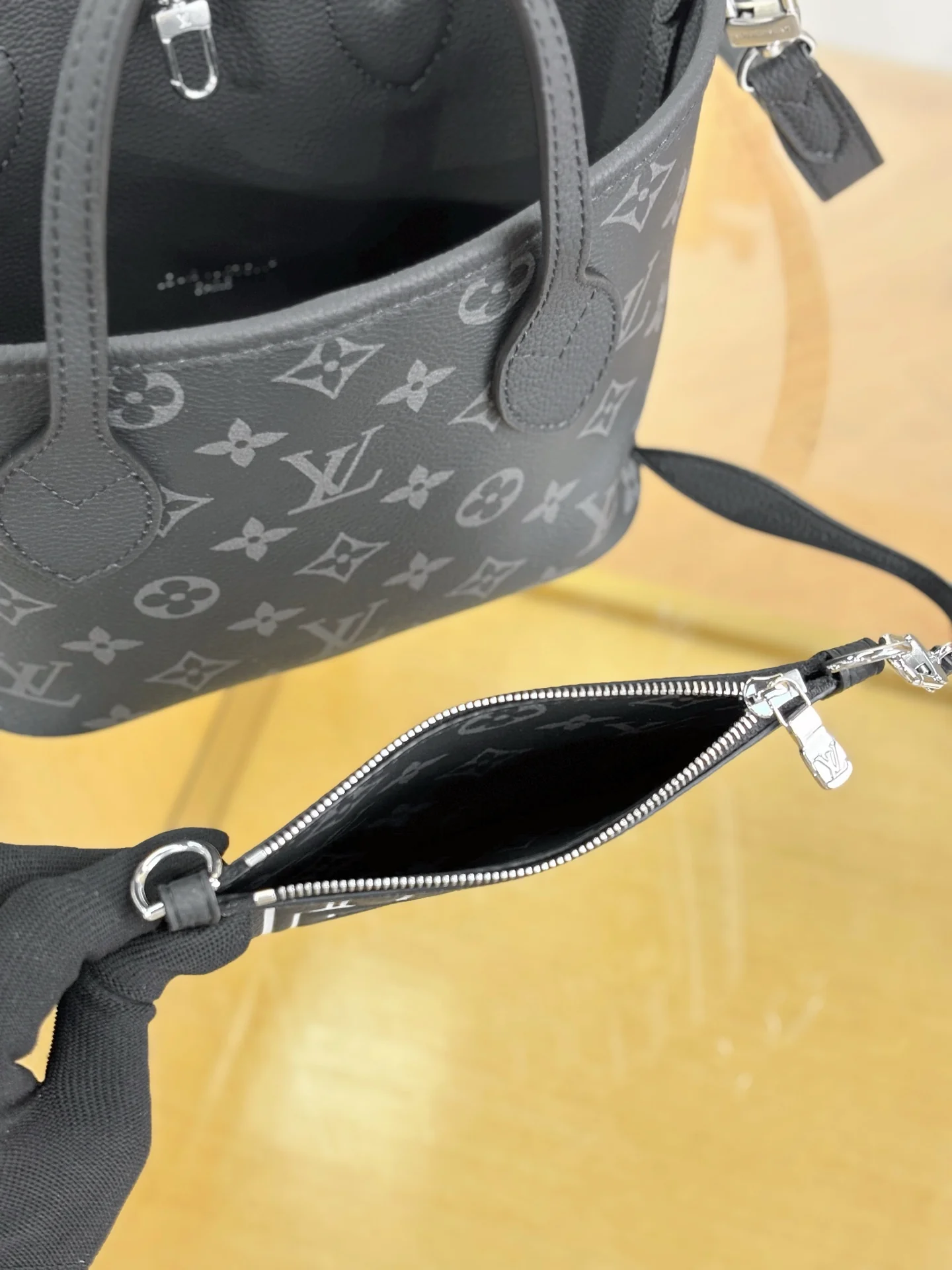 Louisvuitton Neverfull Inside Out BB Handbag M15210 24x14x9 cm - description_image6