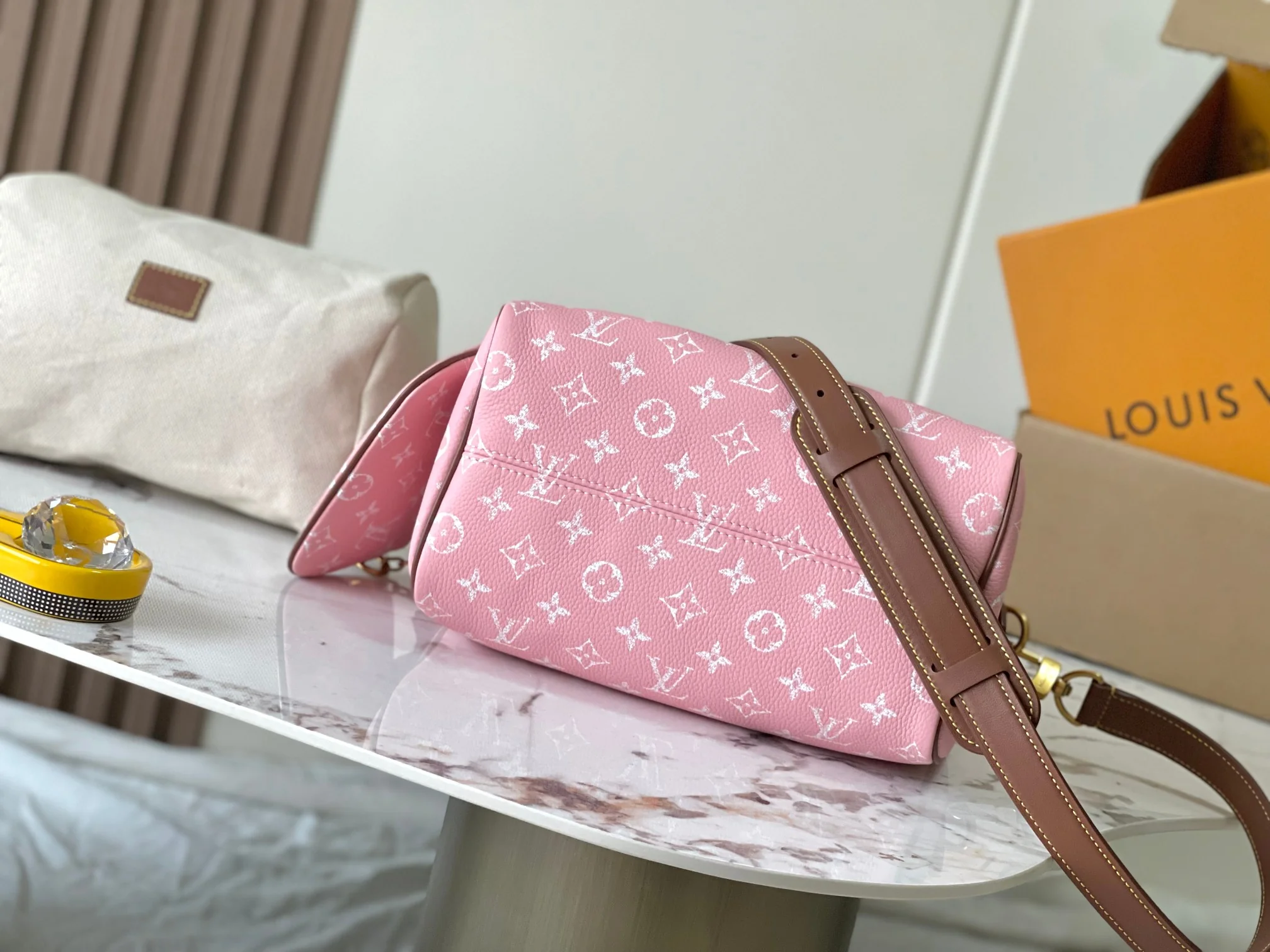 Louisvuitton Speedy Bandouliere Handbag M15279 25x15x15 cm - description_image4