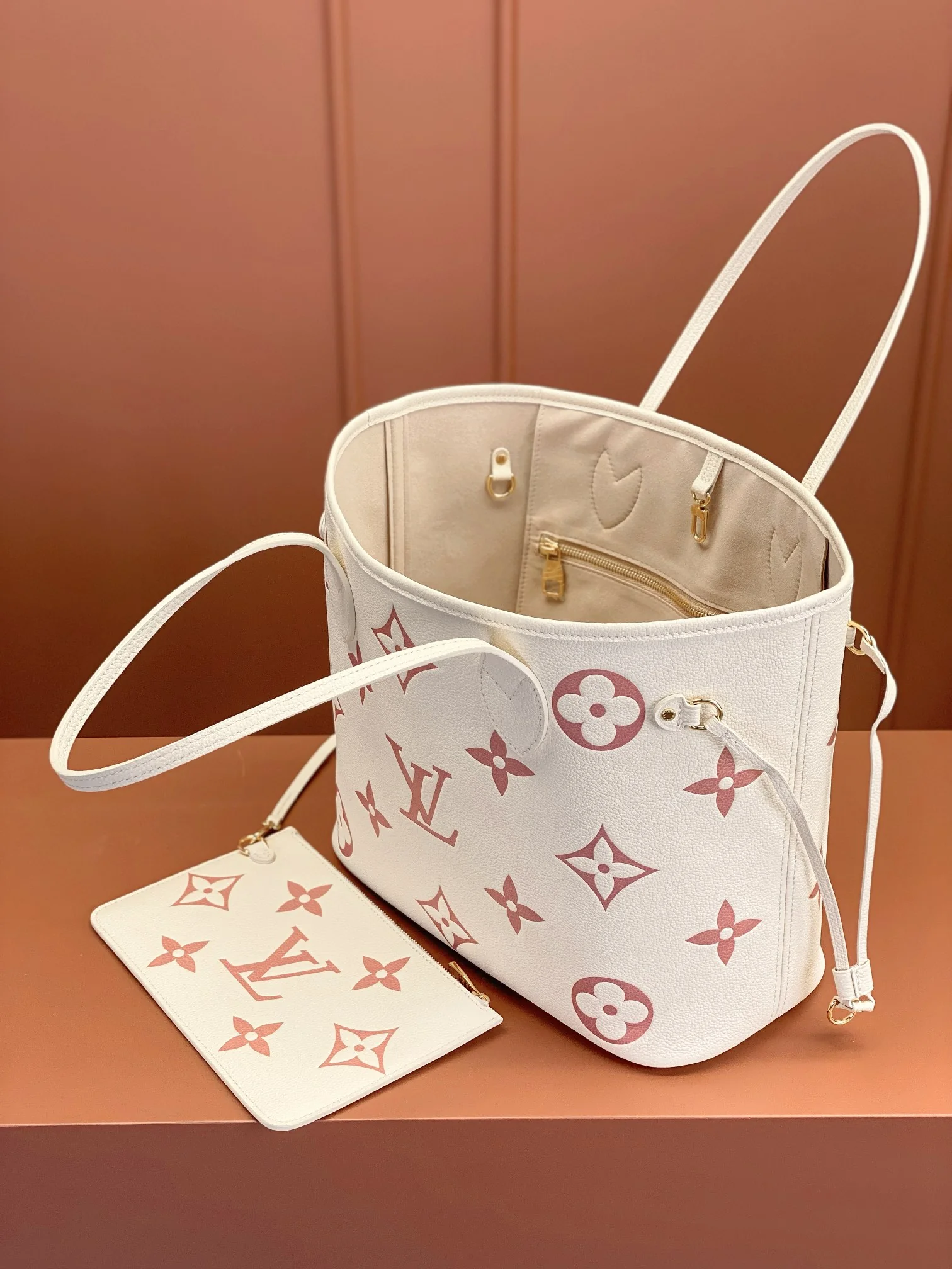 Louisvuitton Neverfull M21579 31x28x14 cm Louisvuitton Neverfull M21579 31x28x14 cm - description_image3