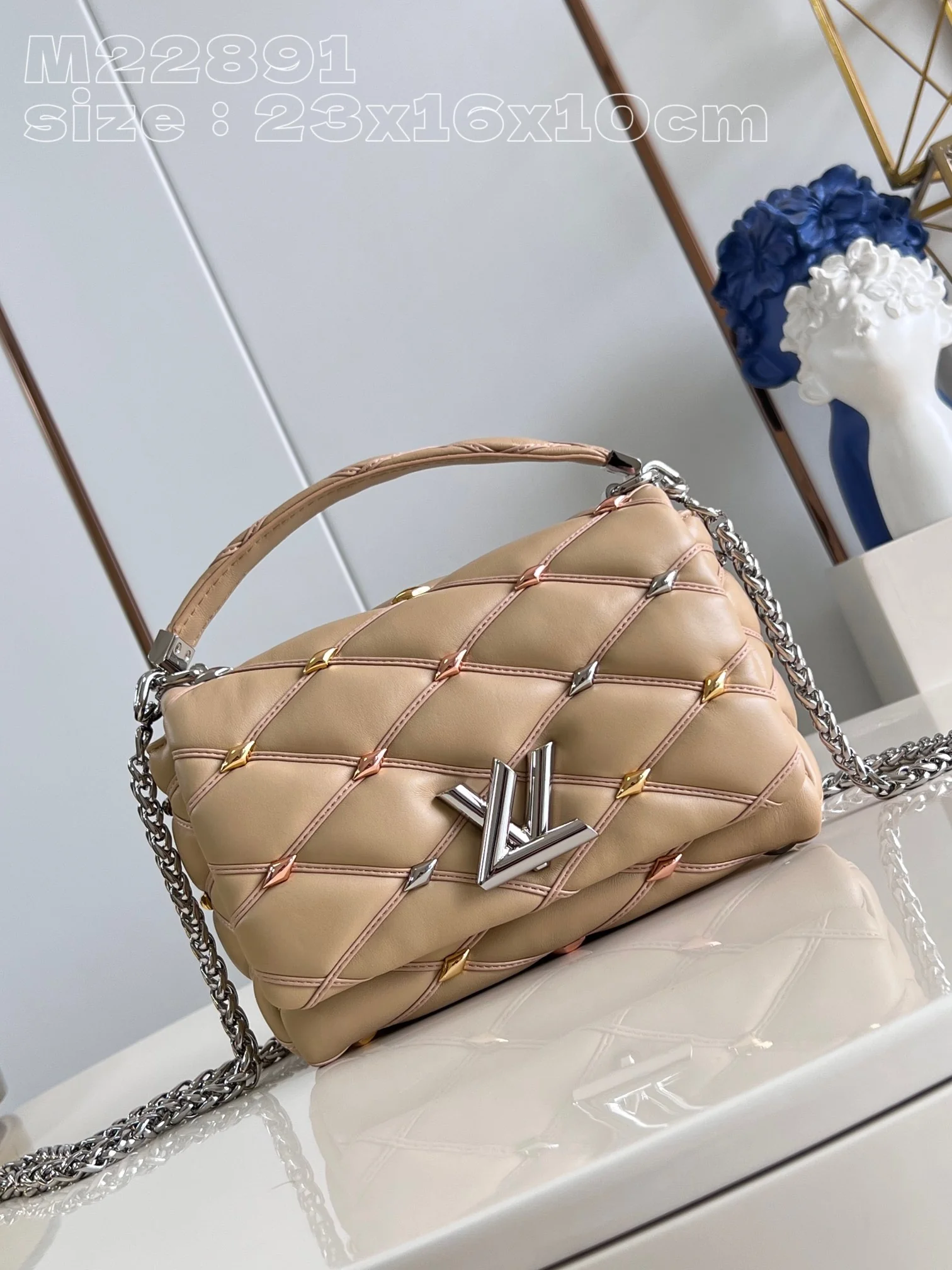 Louis Vuitton Twist M22891 Apricot - image1