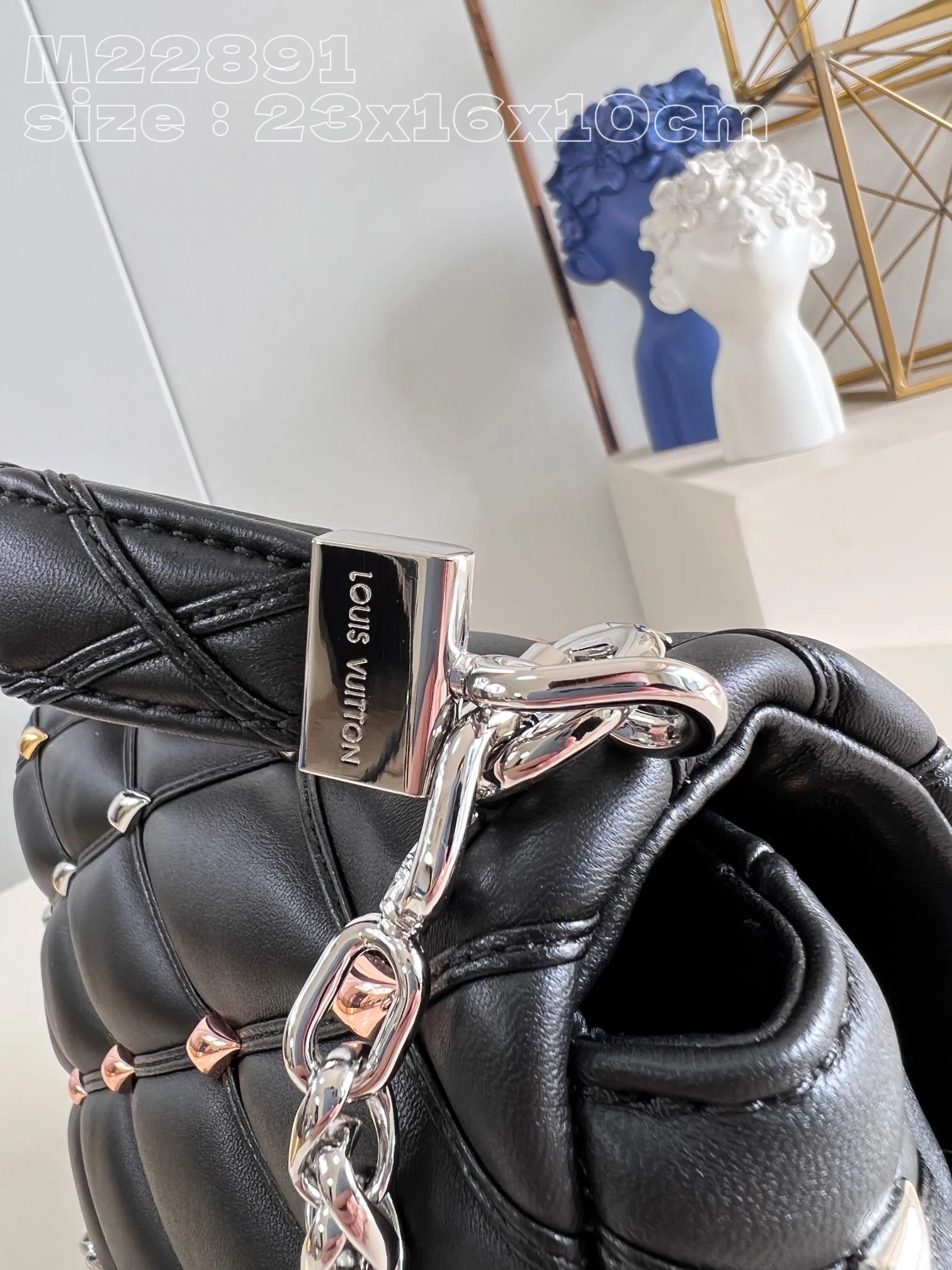 Louis Vuitton Twist M22891 Black - image4