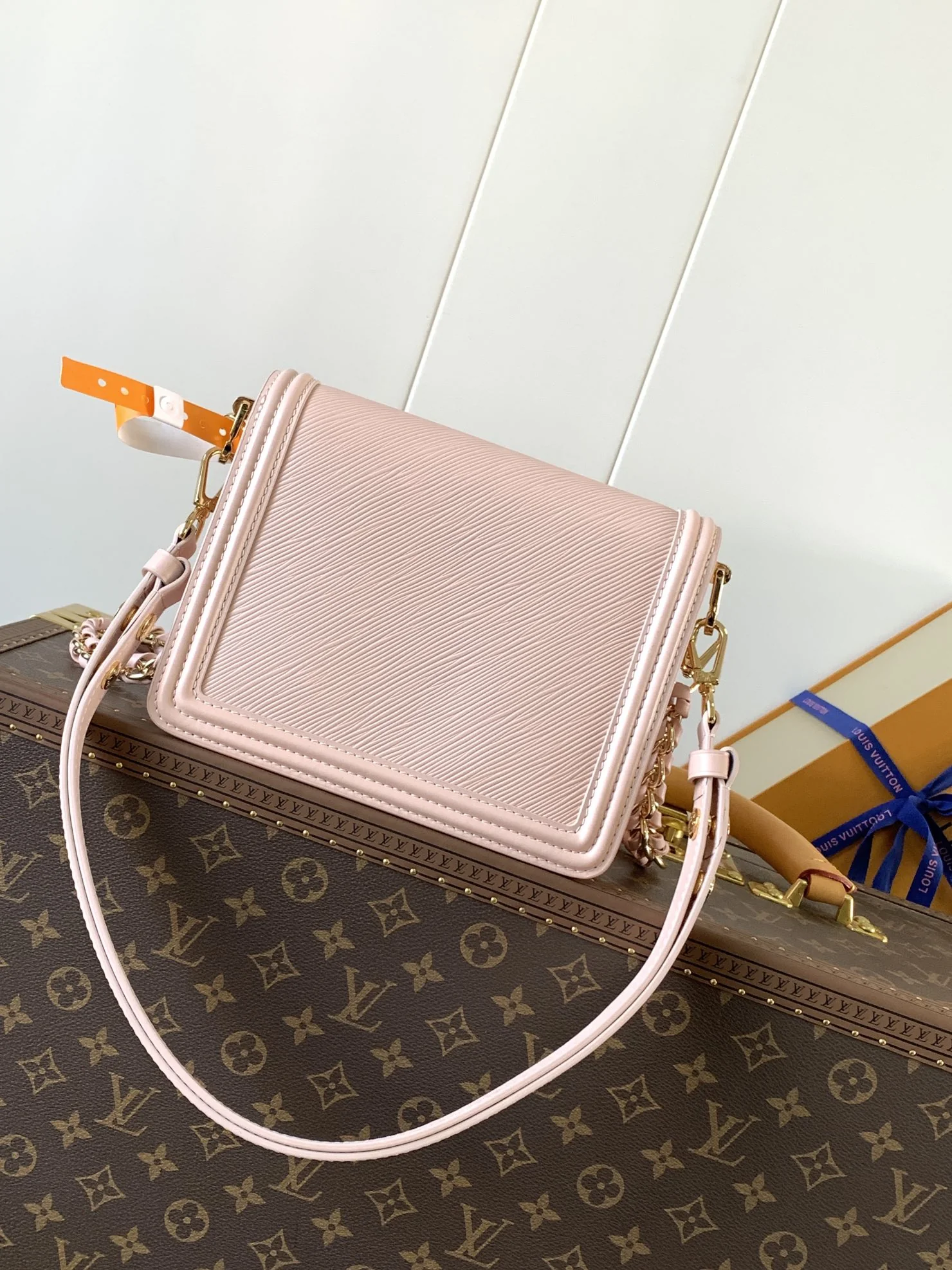Louis Vuitton Dauphine M23635 Pink - image3