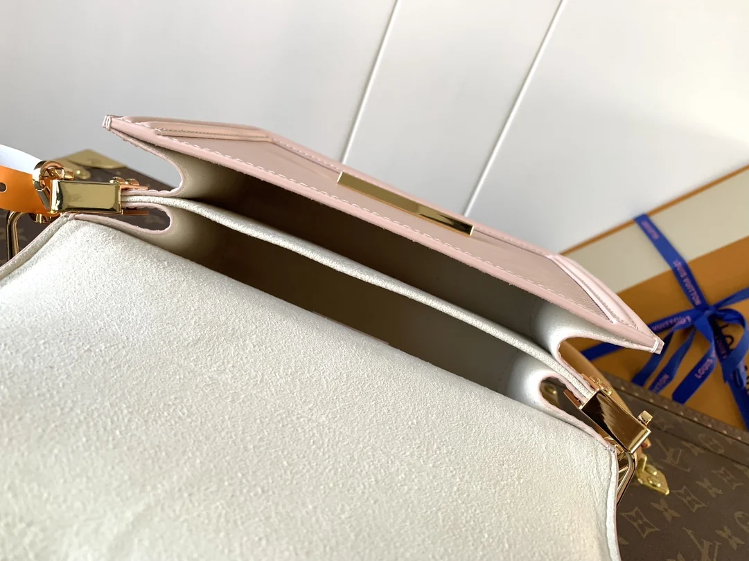 Louis Vuitton Dauphine M23635 Pink - image5