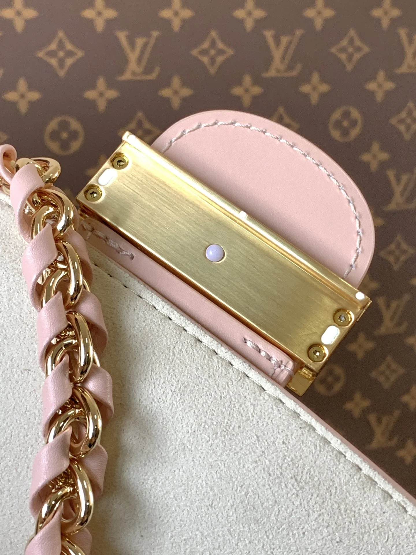 Louis Vuitton Dauphine M23635 Pink - image8