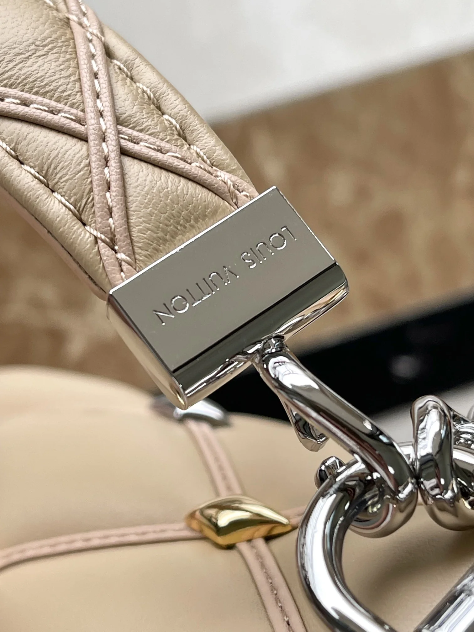 Louis Vuitton Twist M24151 Apricot - image6