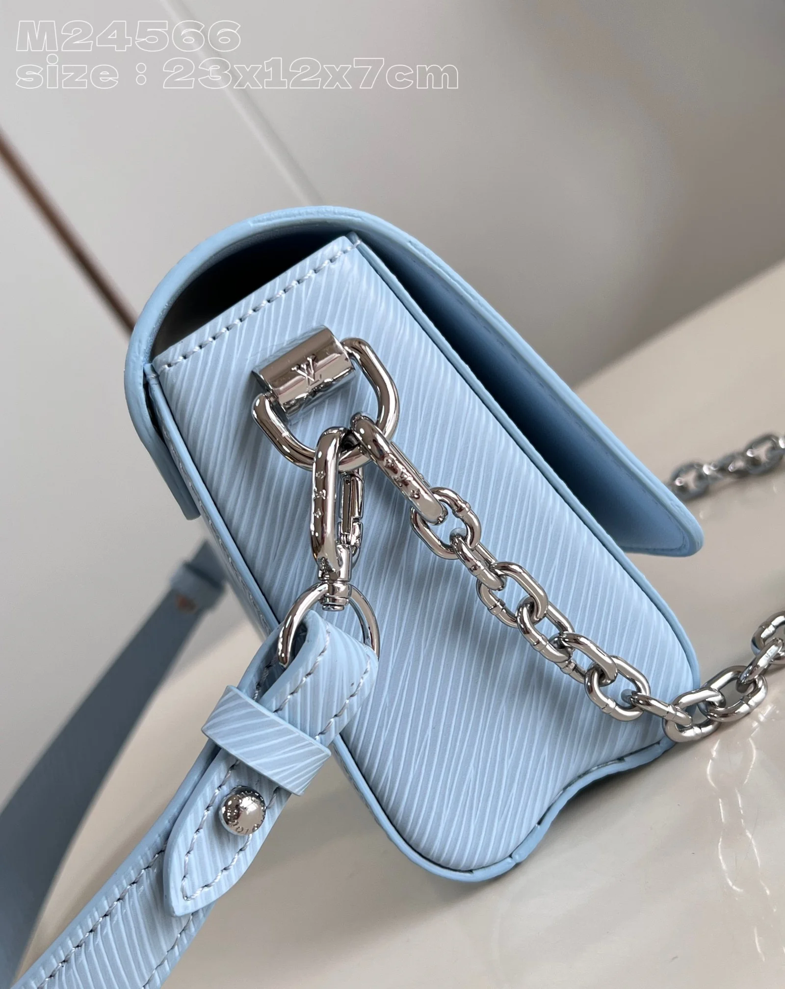 Louis Vuitton Twist M24566 Sky Blue - image3