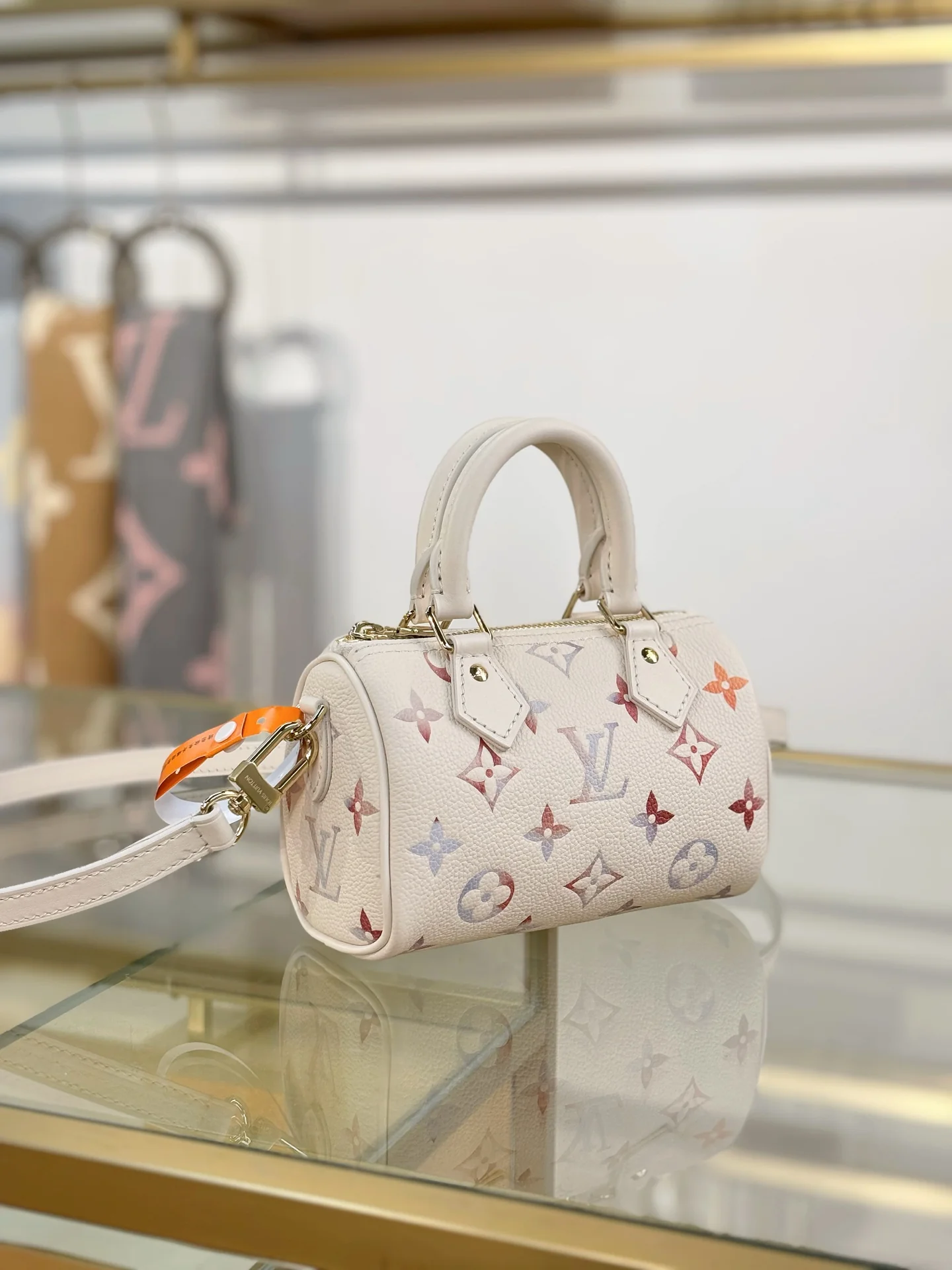 Louisvuitton Nano Speedy Handbag M25591 16x10x7.5 cm - description_image3