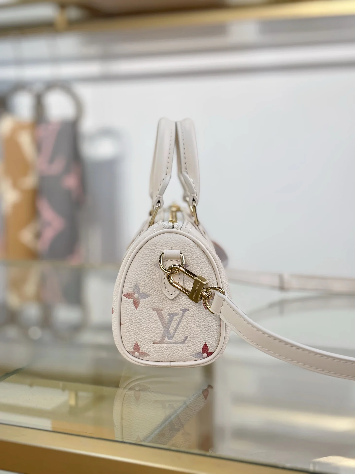 Louisvuitton Nano Speedy Handbag M25591 16x10x7.5 cm - description_image7