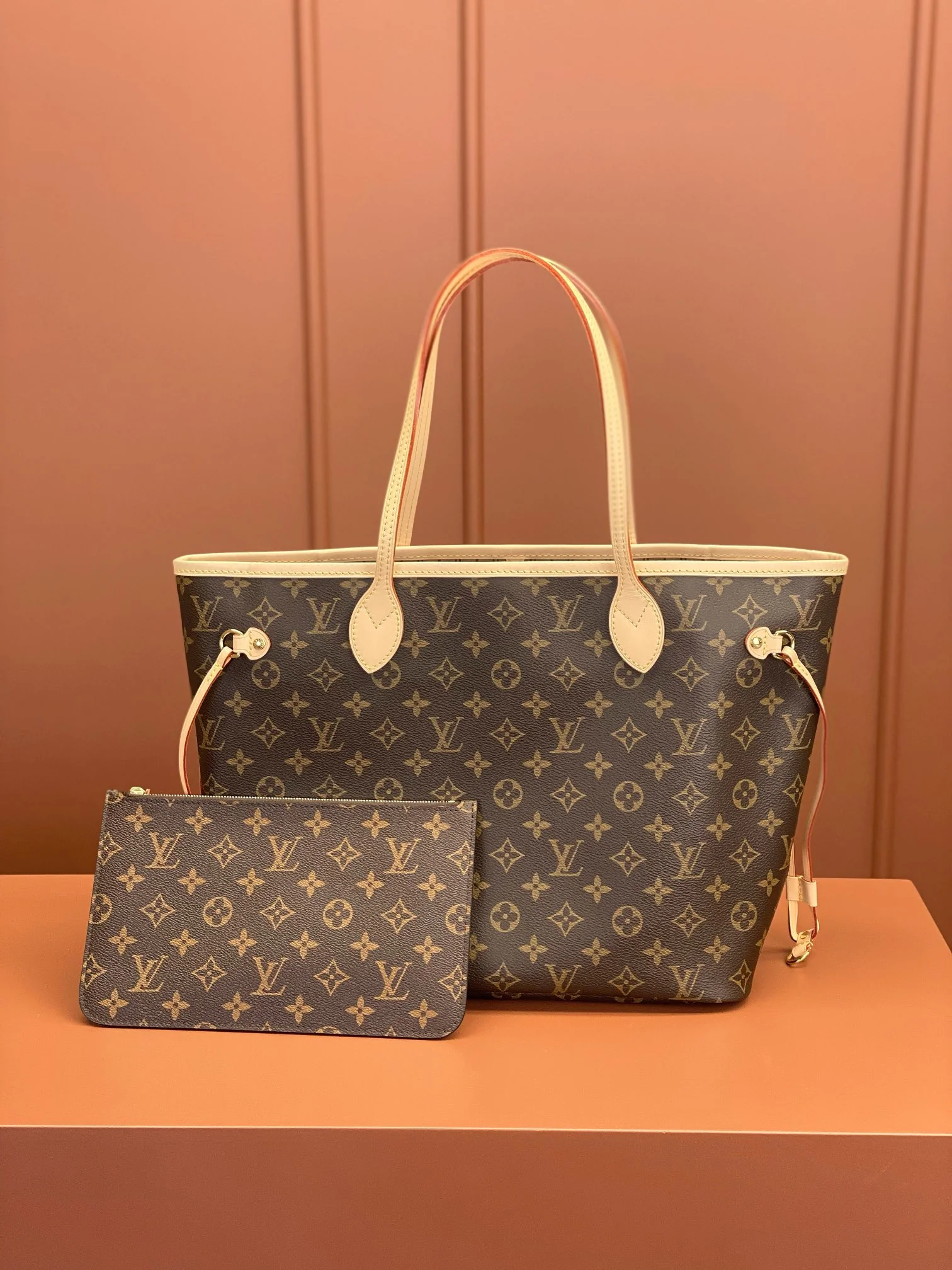 Louisvuitton Neverfull Medium Handbag M40995 31x28x14 cm - description_image1