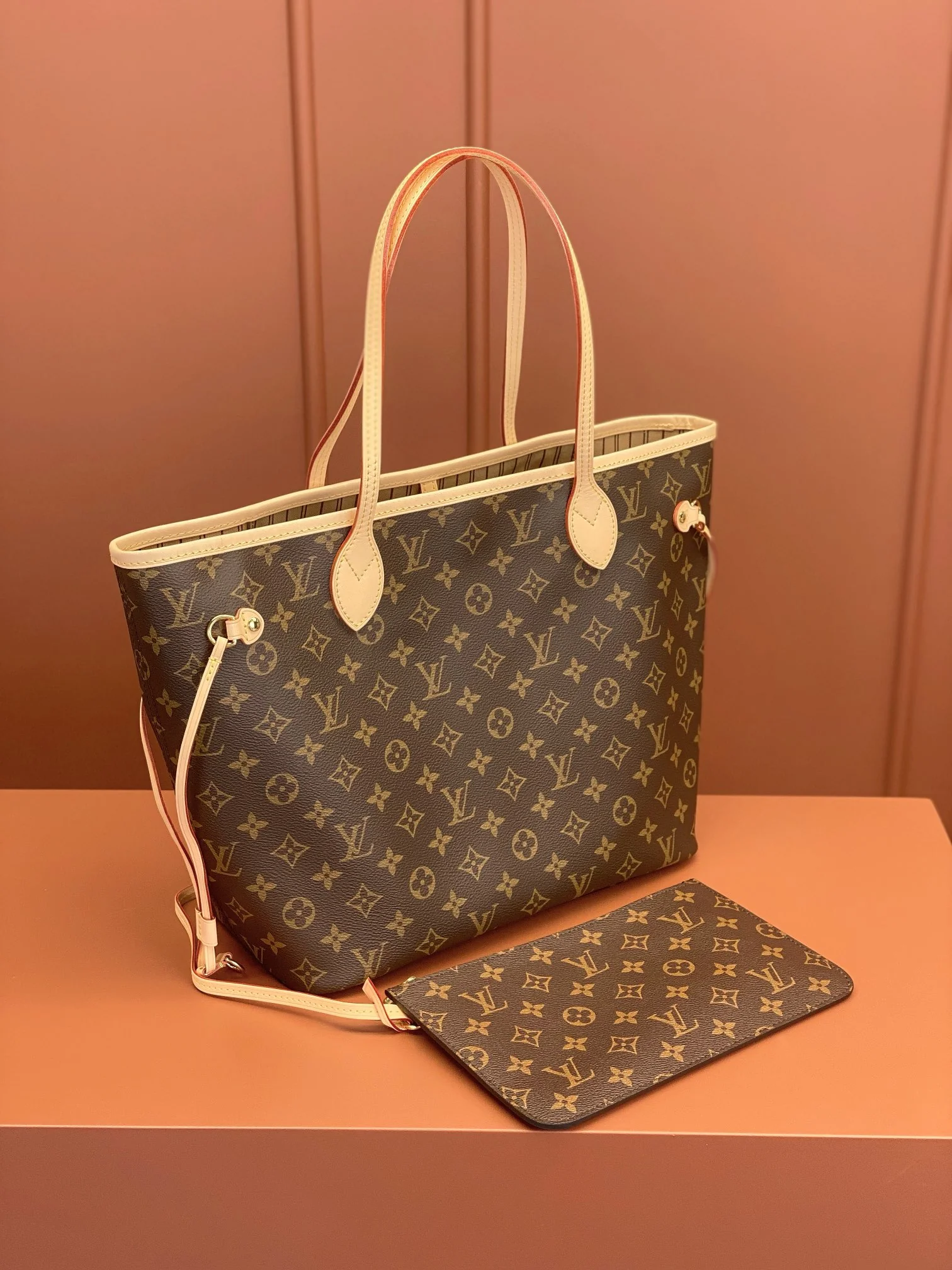 Louisvuitton Neverfull Medium Handbag M40995 31x28x14 cm - description_image3