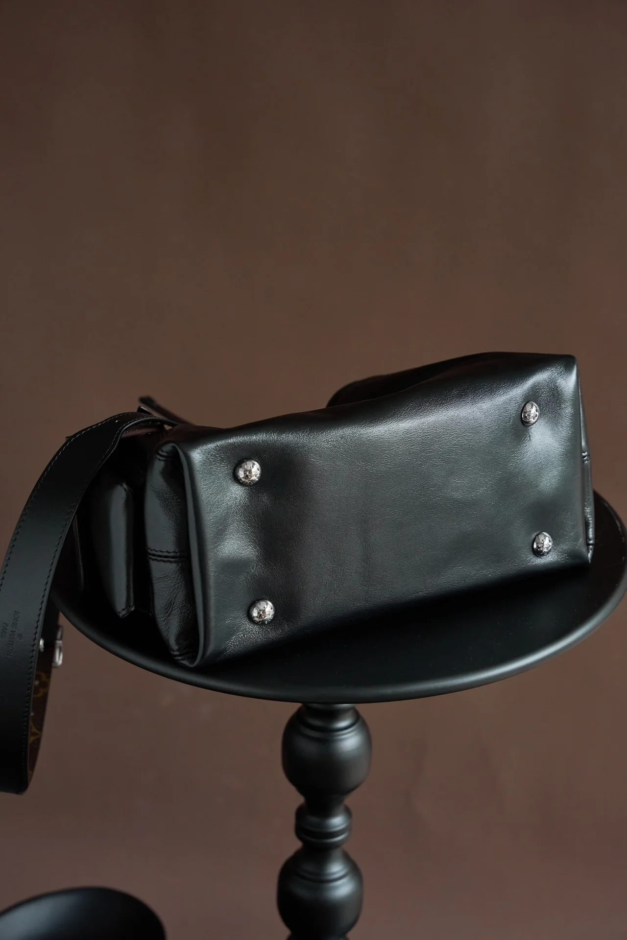 Louisvuitton Carryall M424861 33.5 x 23 x 15 cm - description_image4