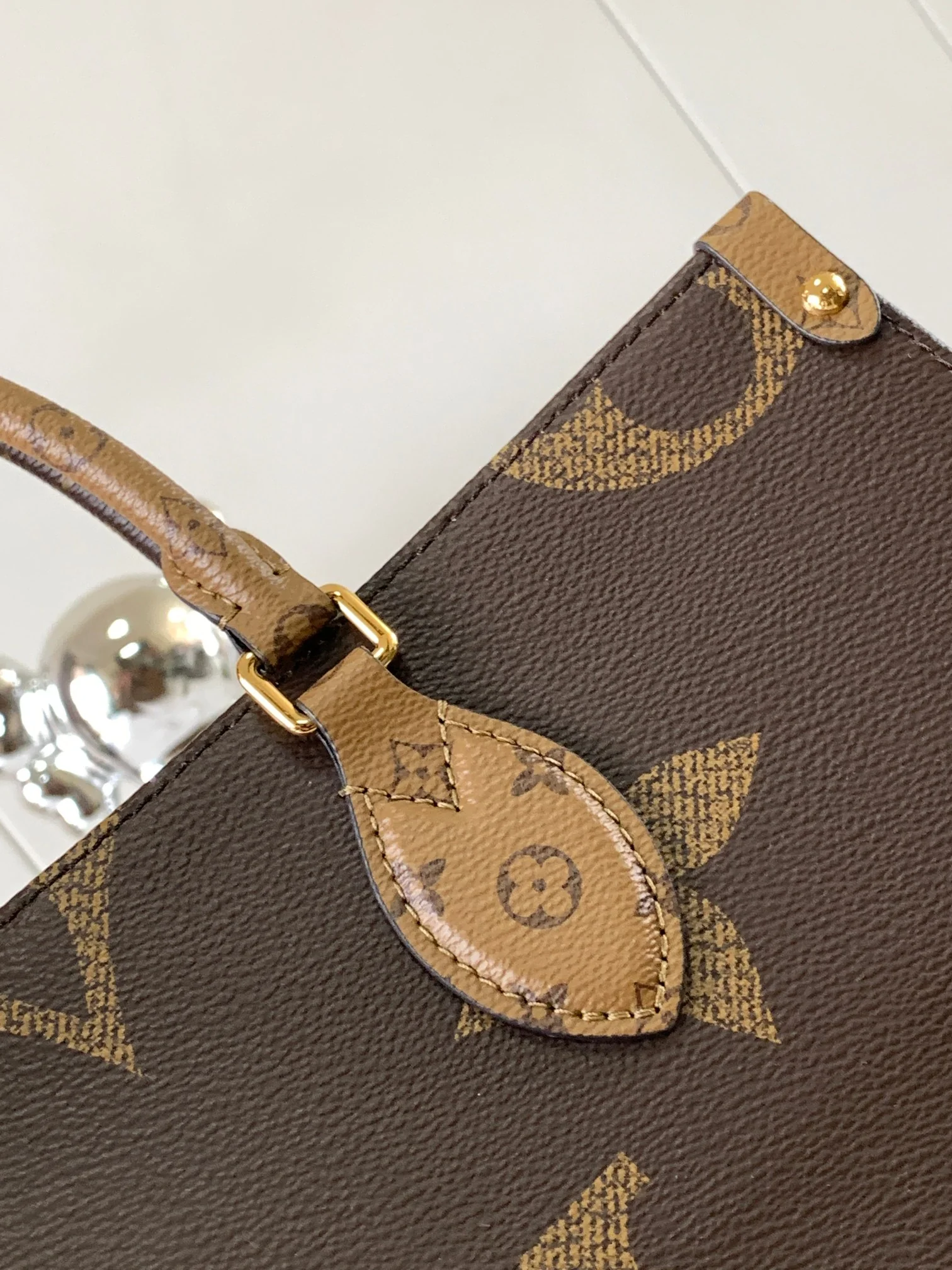 Louisvuitton Onthego Handbag M45039 34x26x13 cm - description_image5