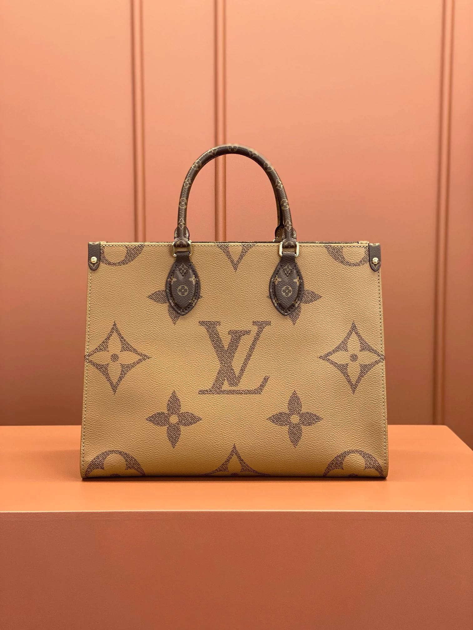 Louisvuitton Onthego Medium Tote Bag M45039 35x27x14 cm - description_image8