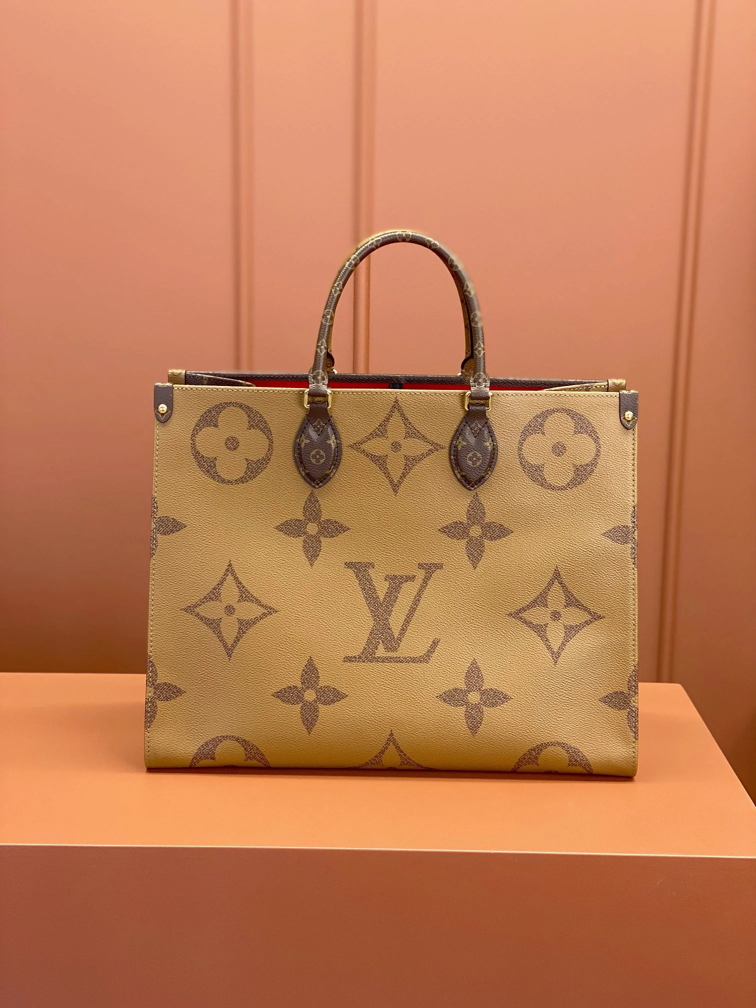Louisvuitton OnTheGo Large Tote M45320 41x34x19 cm - description_image8