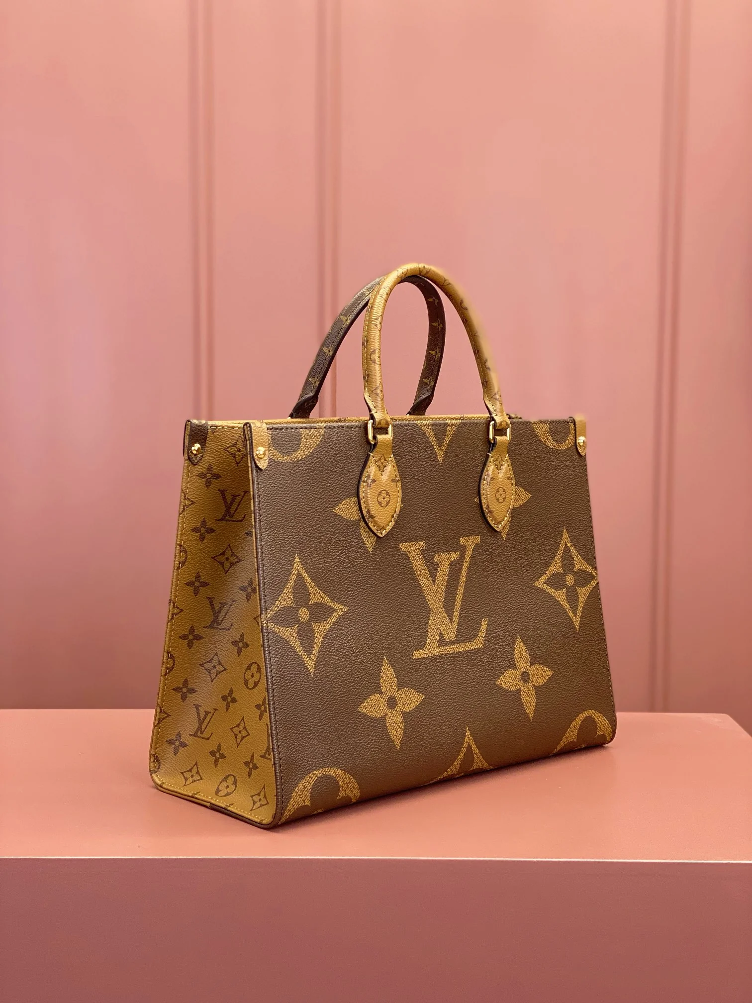 Louisvuitton Onthego Medium Tote M45321 35x27x14 cm - description_image2