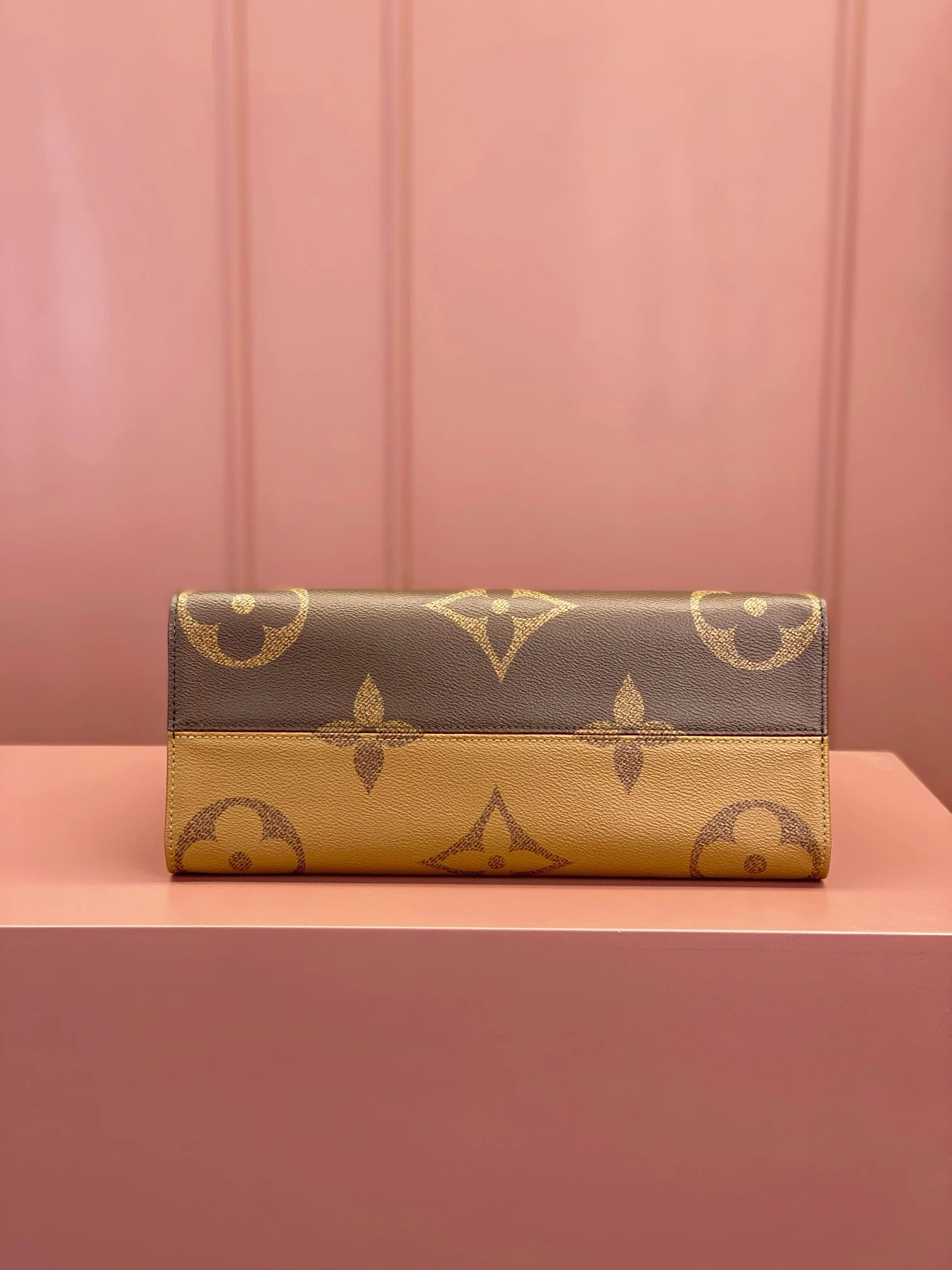 Louisvuitton Onthego Medium Tote M45321 35x27x14 cm - description_image9