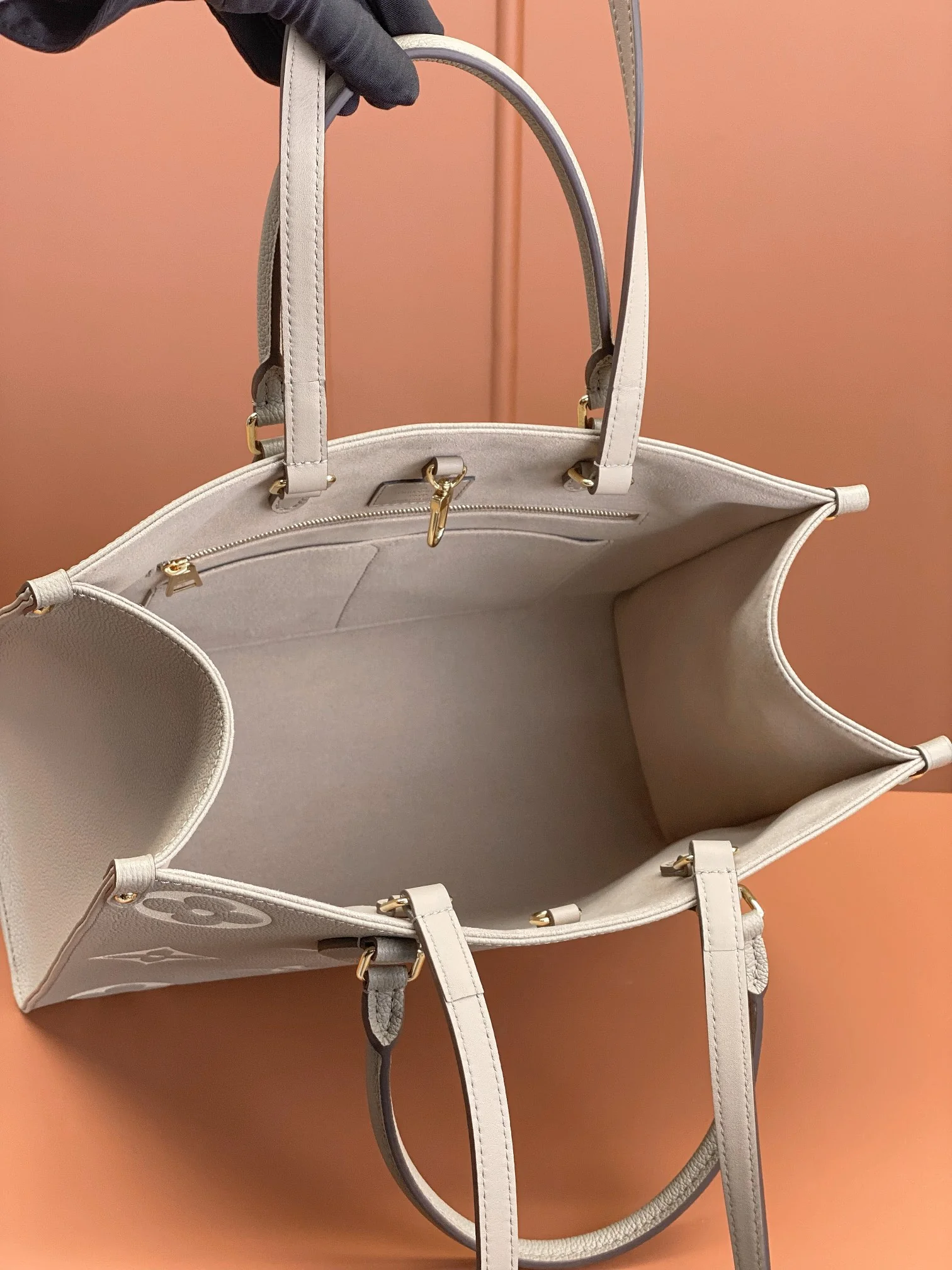 Louisvuitton Onthego Medium Tote M45494 35x27x14 cm - description_image5