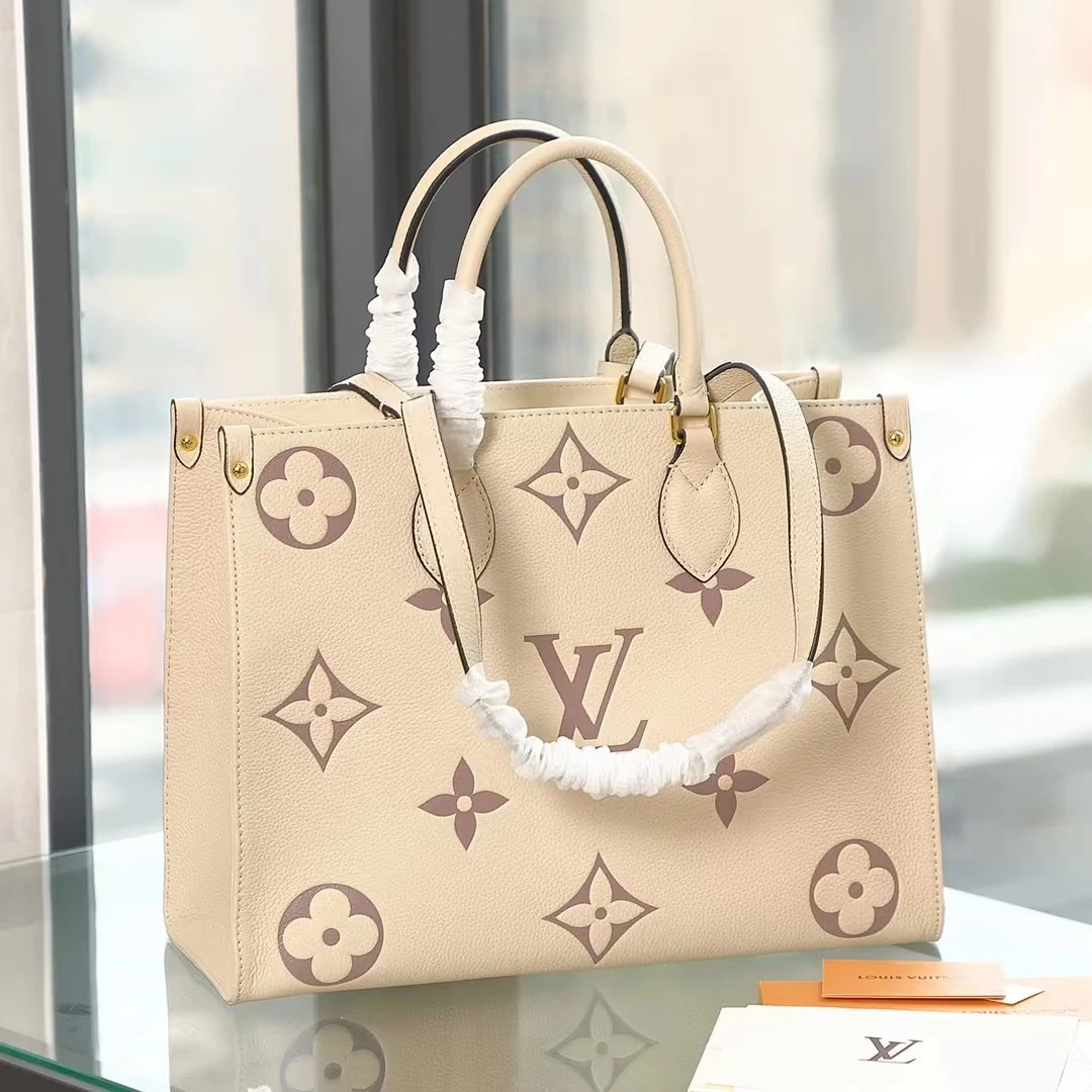 Louisvuitton OnTheGo M45494 36x26x13 cm - description_image1