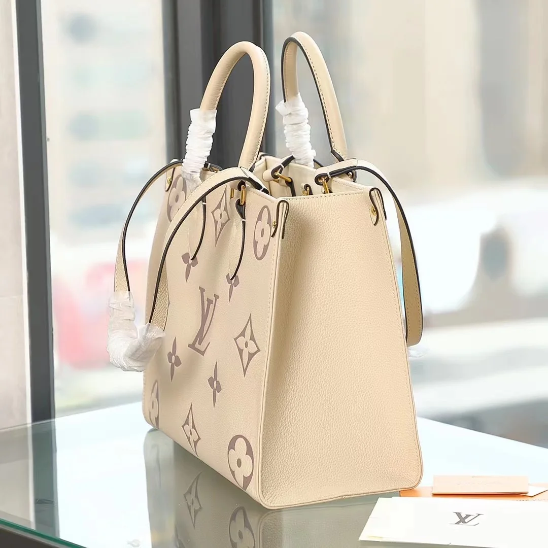 Louisvuitton OnTheGo M45494 36x26x13 cm - description_image3