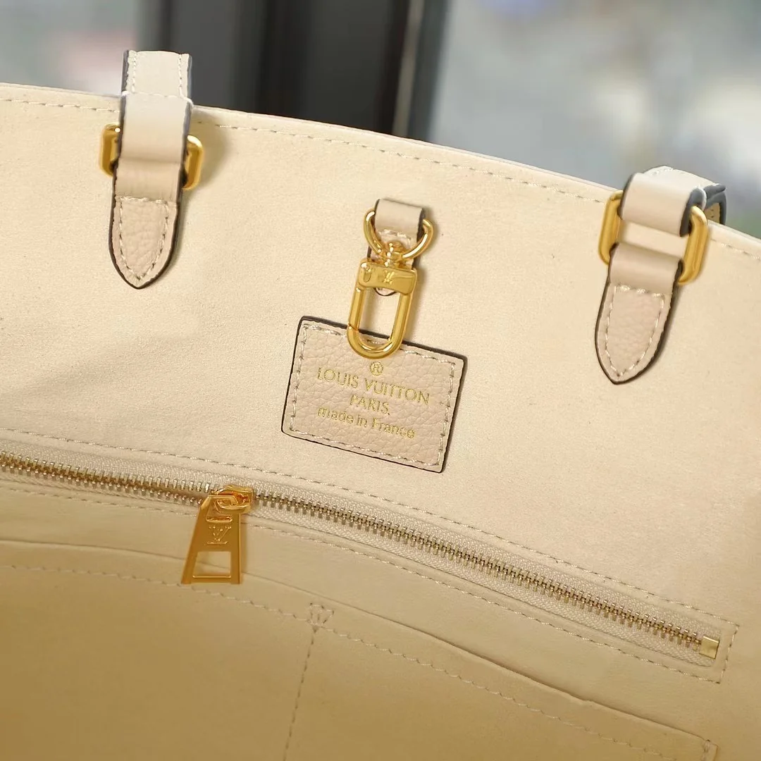 Louisvuitton OnTheGo M45494 36x26x13 cm - description_image8