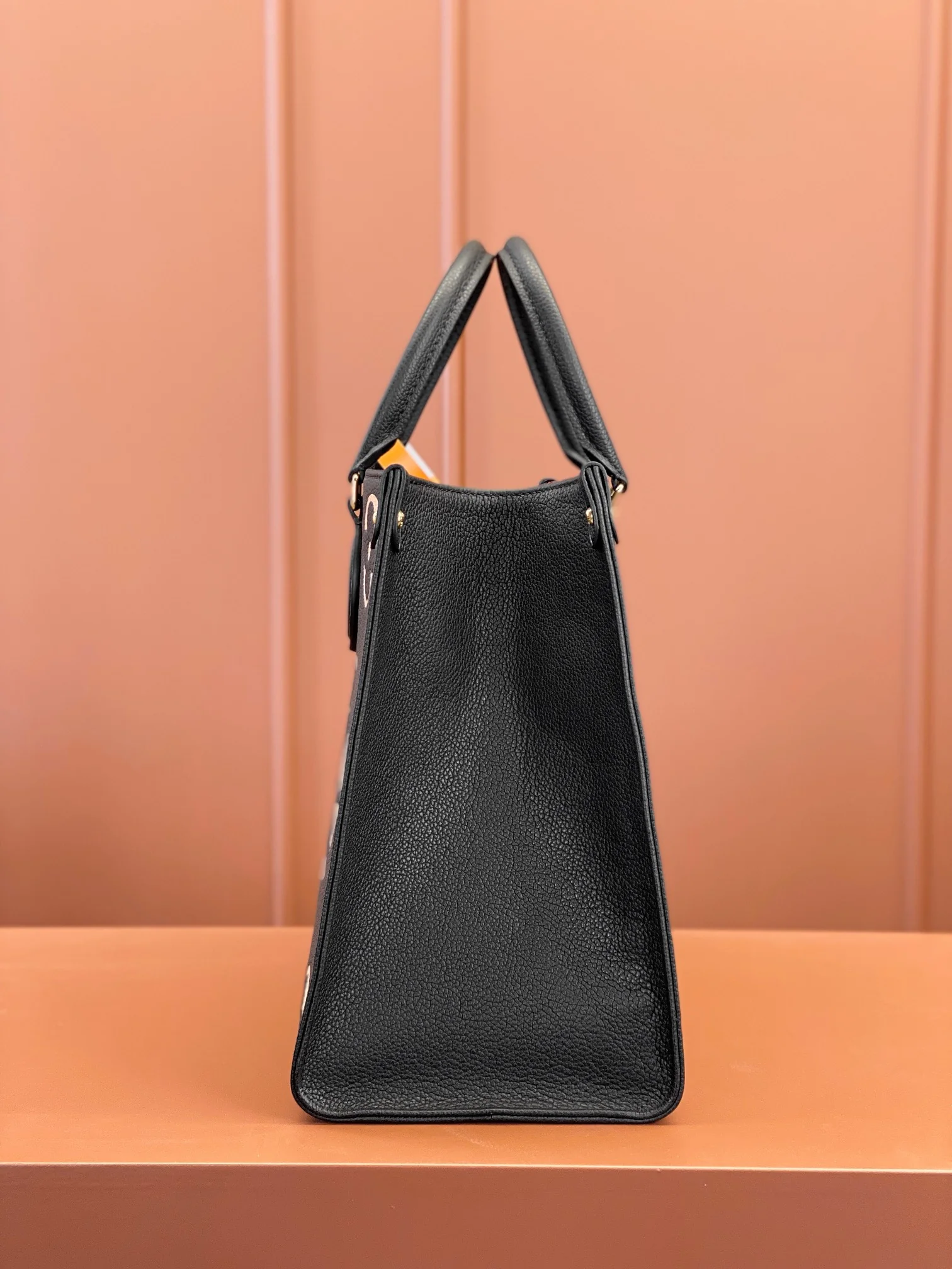 Louisvuitton OnTheGo Medium Tote M45495 35x27x14 cm - description_image7