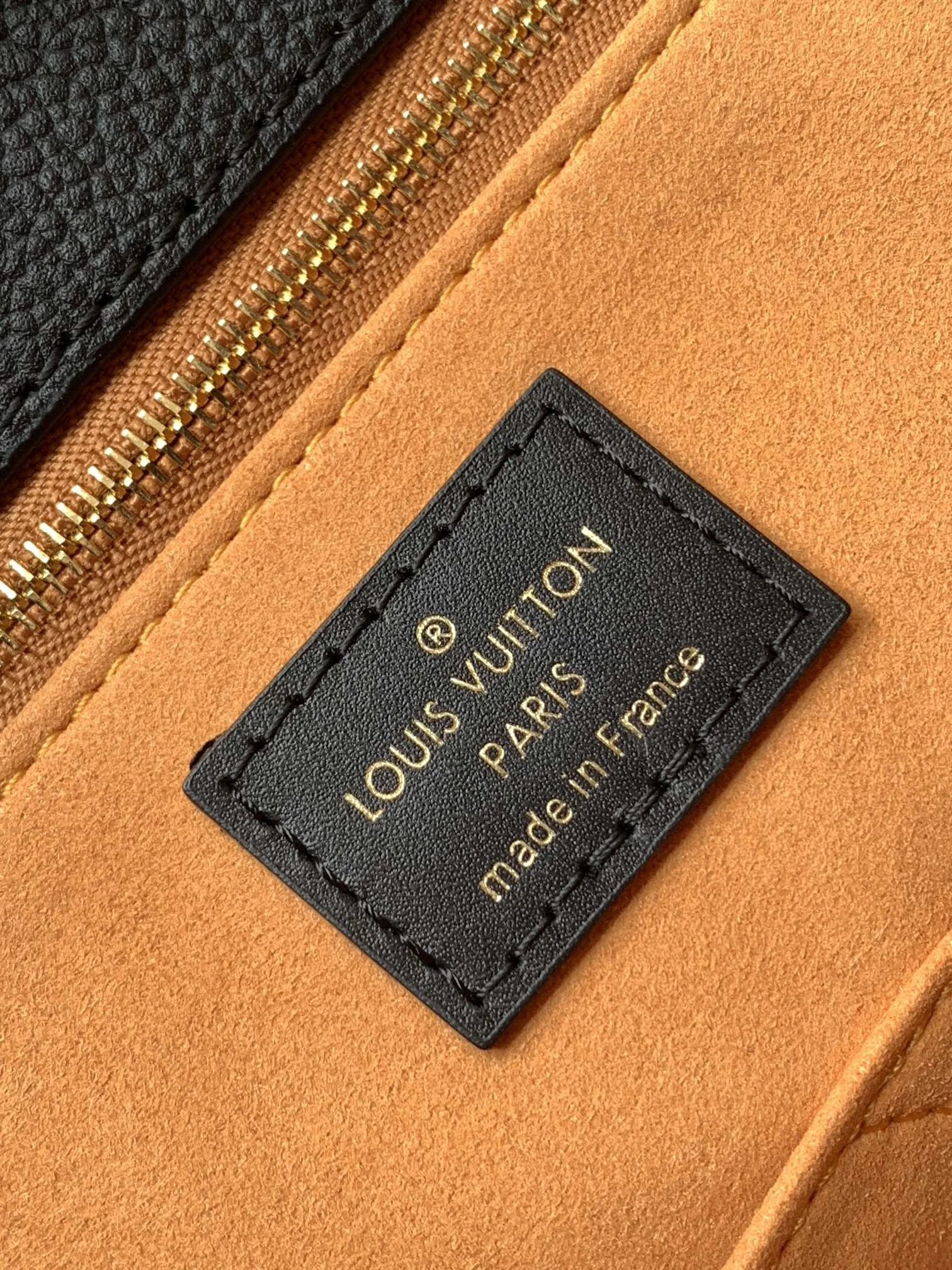 Louisvuitton OnTheGo Medium Handbag M45595 35.0 x 27.0 x 14.0 cm - description_image9