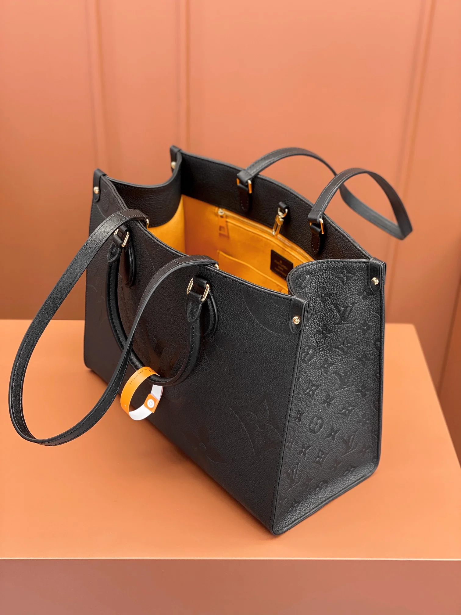 Louisvuitton Onthego Medium Tote M45595 35x27x14 cm - description_image3