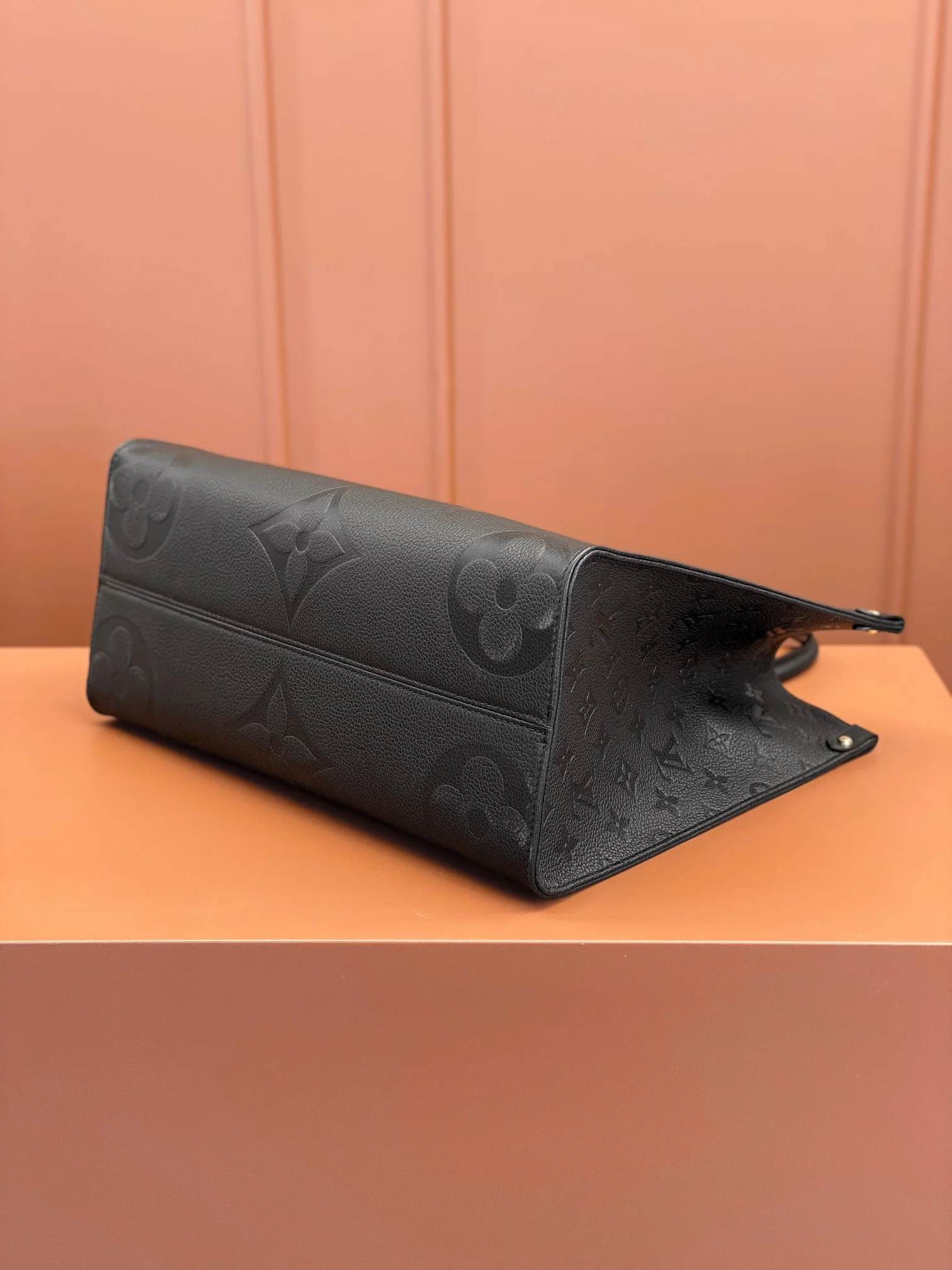 Louisvuitton Onthego Medium Tote M45595 35x27x14 cm - description_image7