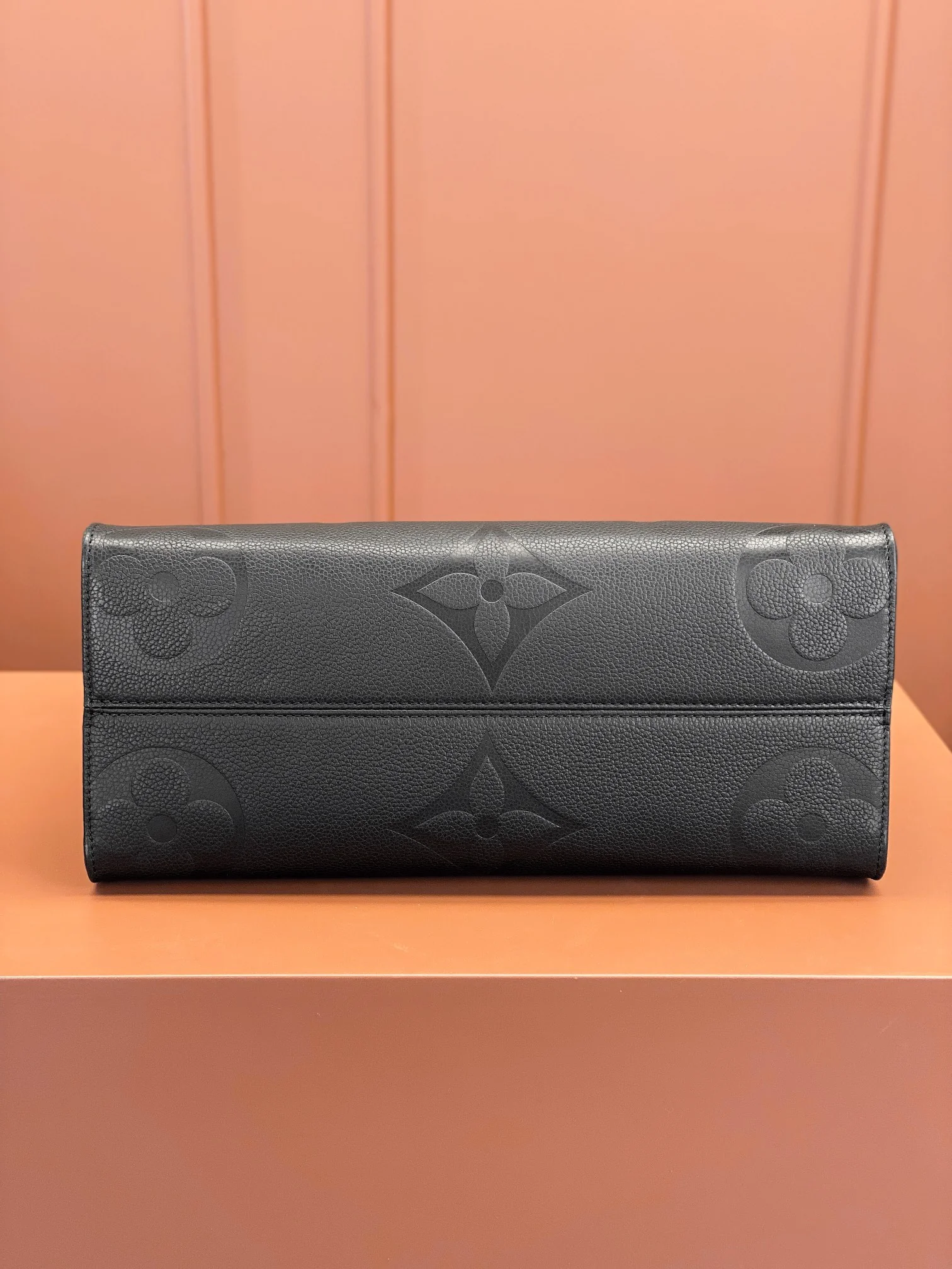 Louisvuitton Onthego Medium Tote M45595 35x27x14 cm - description_image9