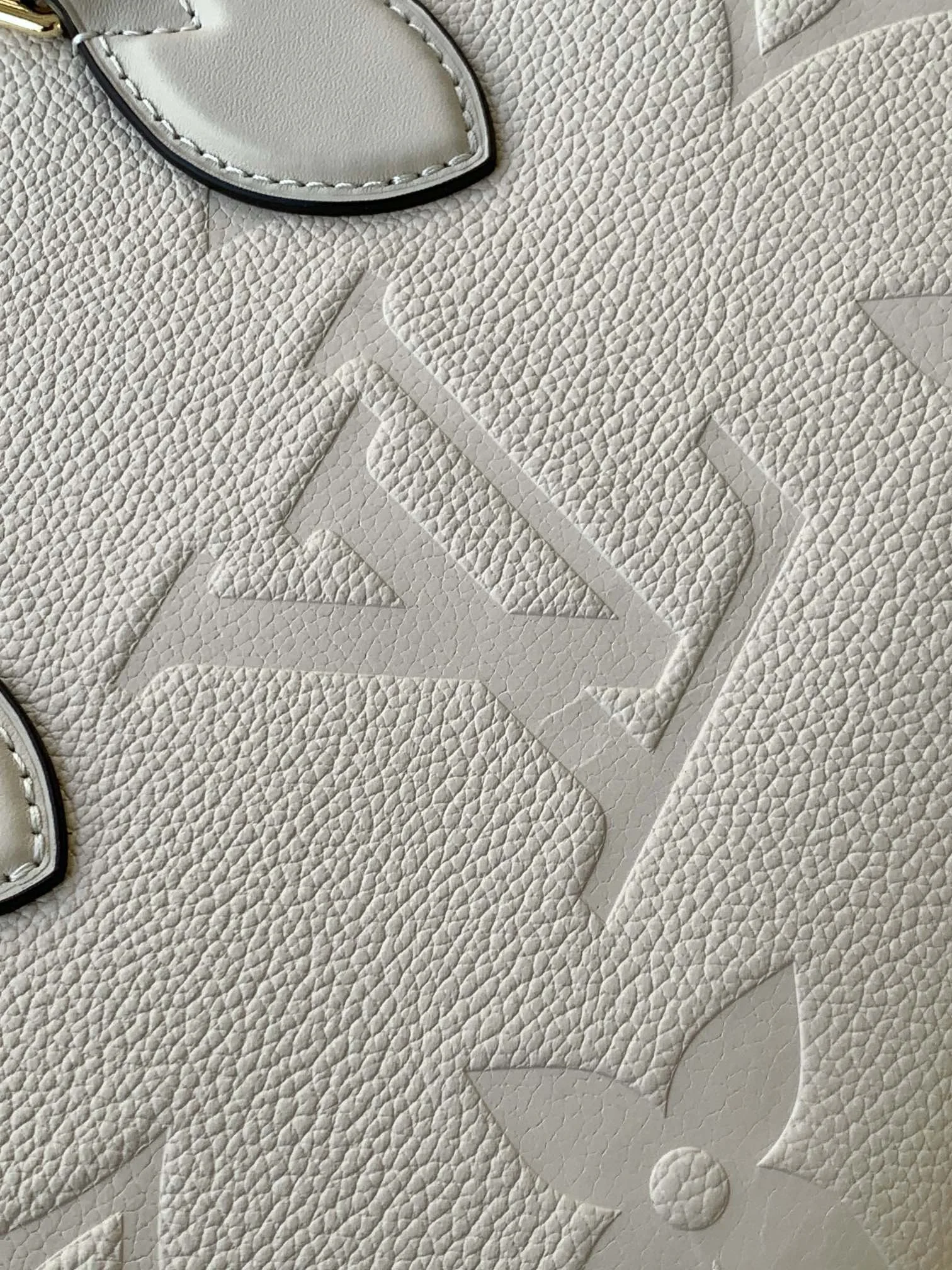 Louisvuitton OnTheGo Tote M45654 25.0 x 11.0 x 19.0 cm - description_image9