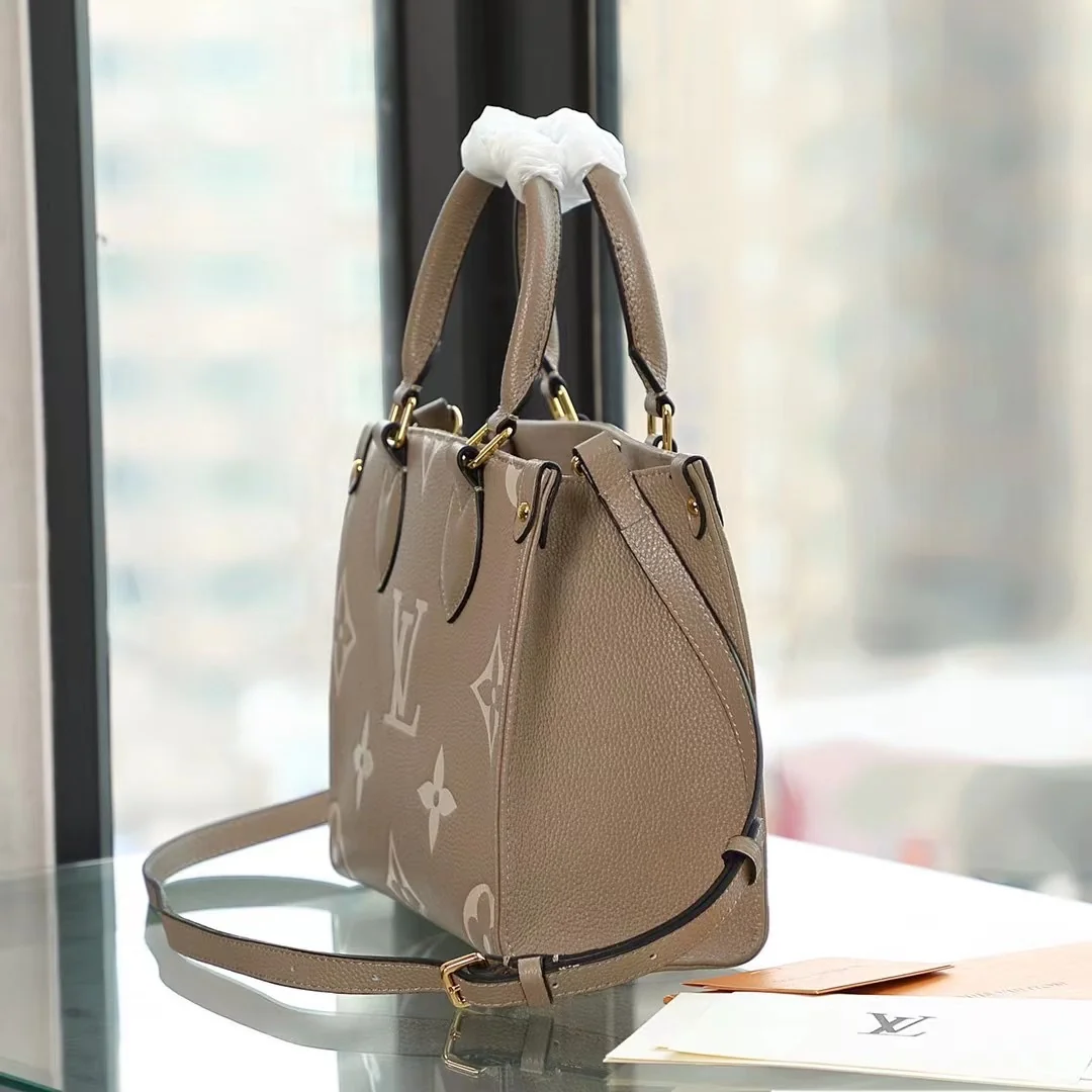 Louisvuitton OnTheGo M45659 25x19x11.5 cm - description_image2