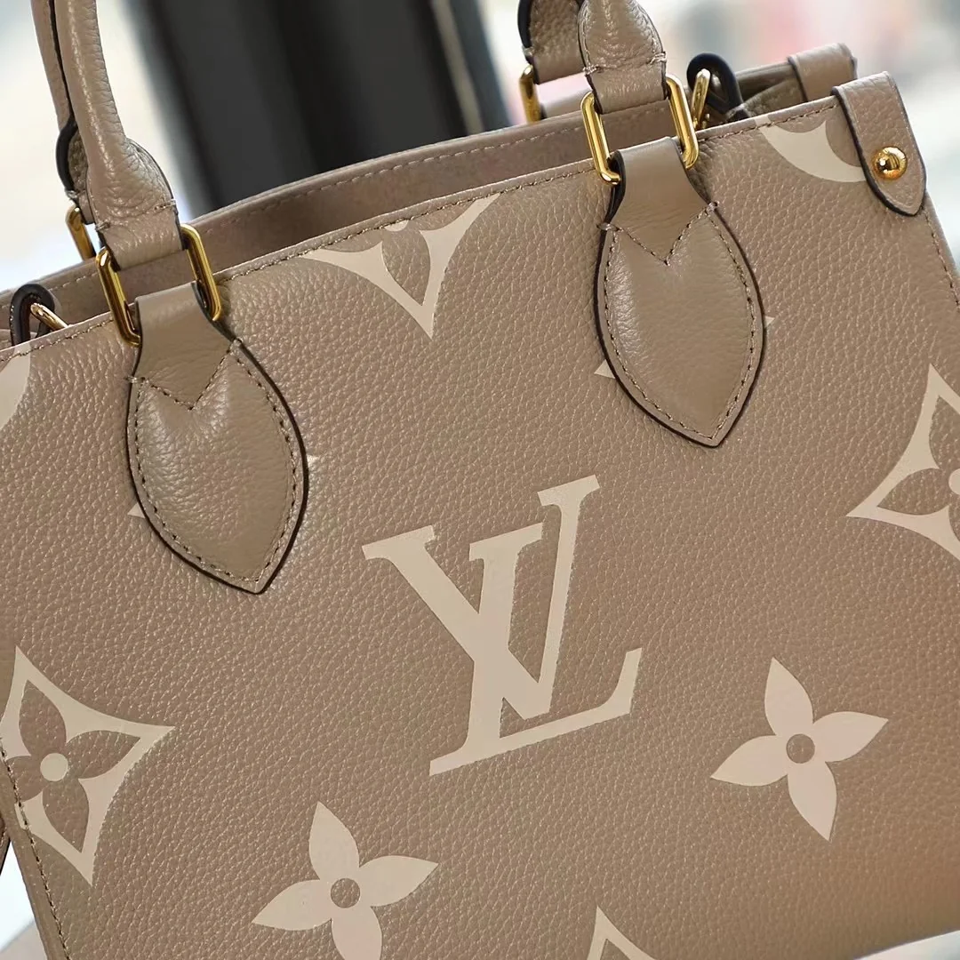 Louisvuitton OnTheGo M45659 25x19x11.5 cm - description_image4