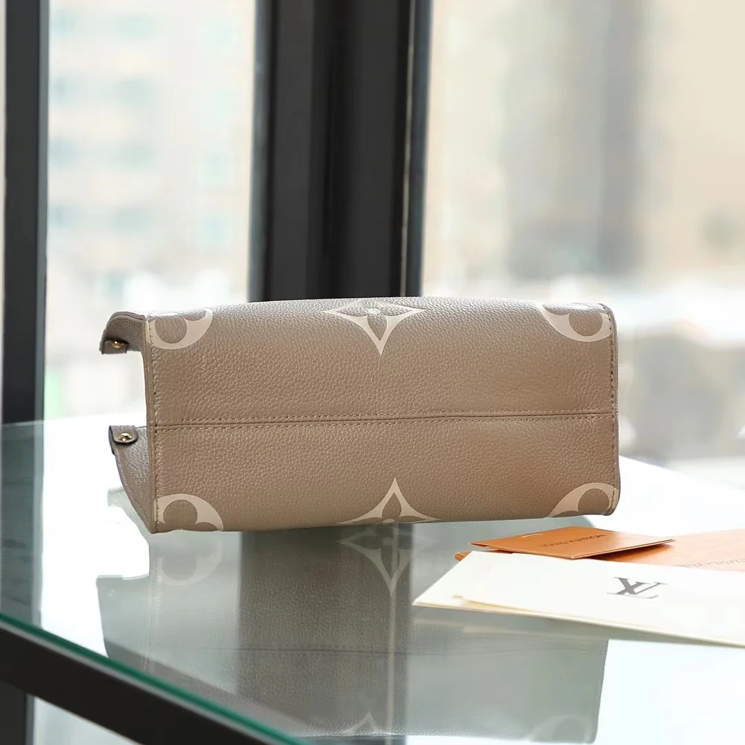 Louisvuitton OnTheGo M45659 25x19x11.5 cm - description_image5